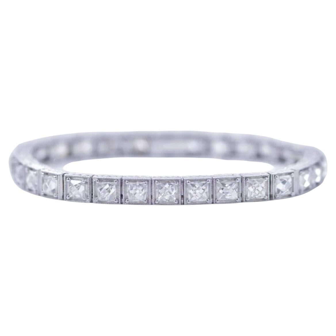 Preloved Diamond and White Gold Line Bracelet