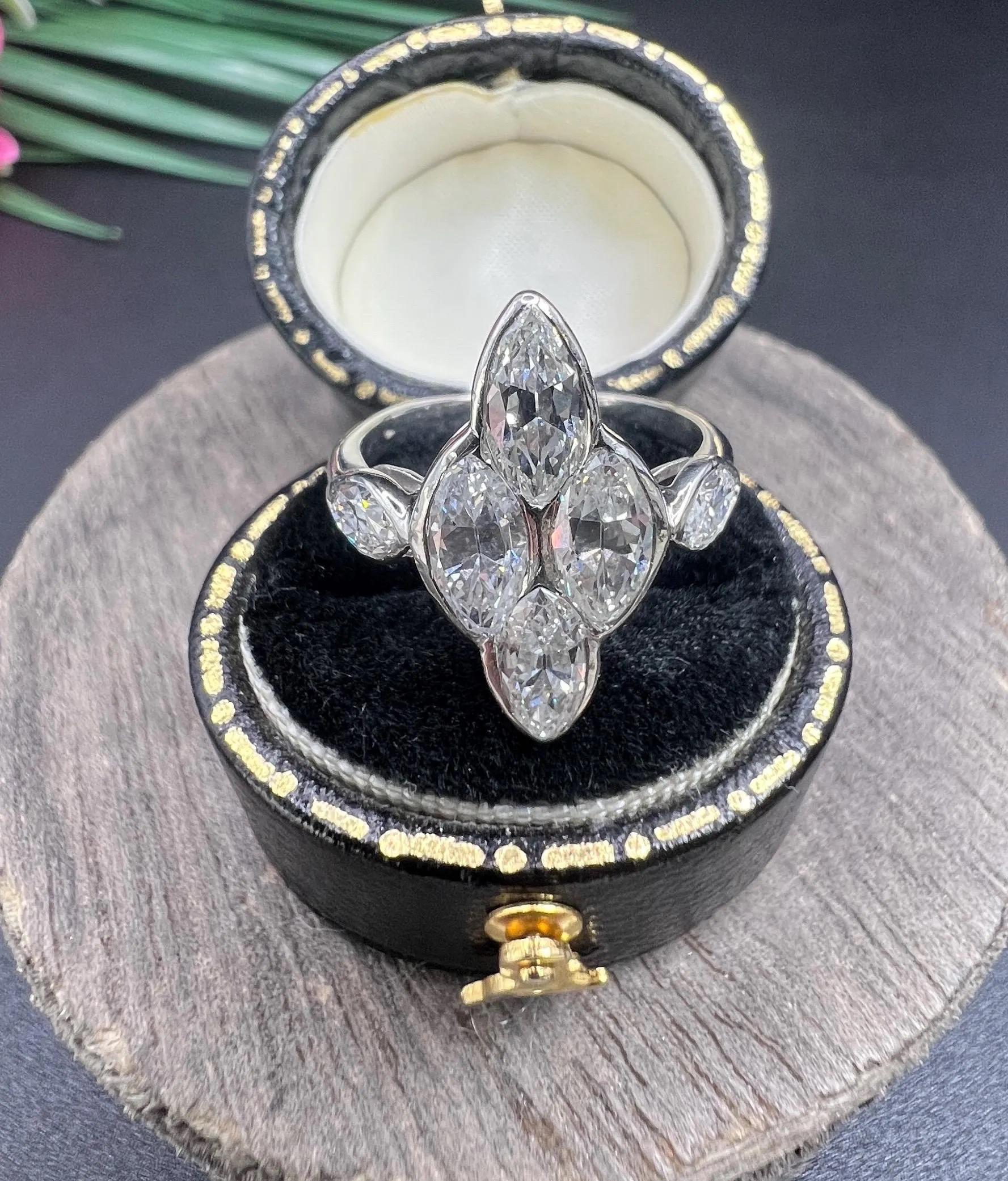 Preloved Platino, Anillo de Diamantes de 2 Quilates en Forma de Marquesa / Navette en venta 3