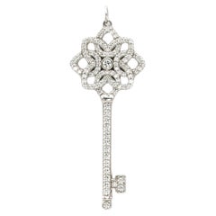 Ciondolo grande con chiave scheletrica in platino di Tiffany & Co.
