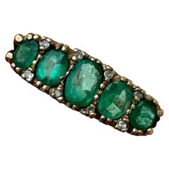 PreLoved Yellow Gold Emerald and Diamond 5 Stone Ring