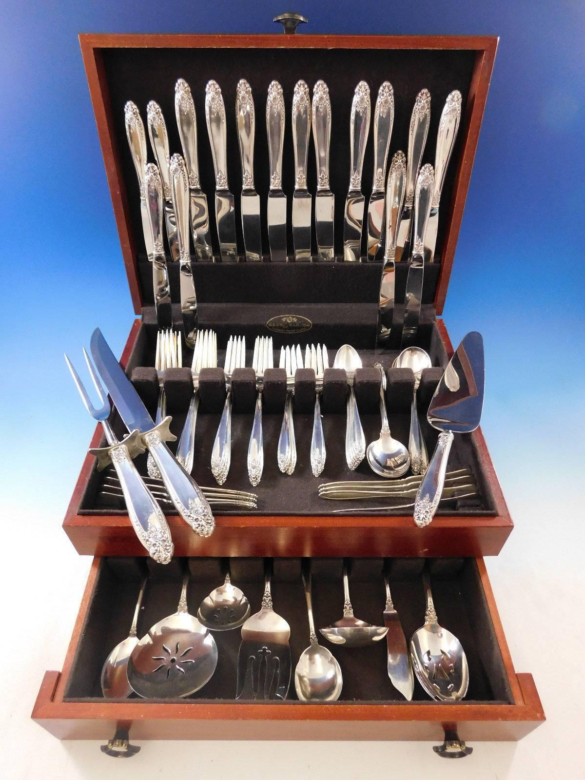 Impressive Prelude by International sterling silver Flatware set - 76 pieces. This set includes:

Measure: Eight dinner size knives, 9 5/8