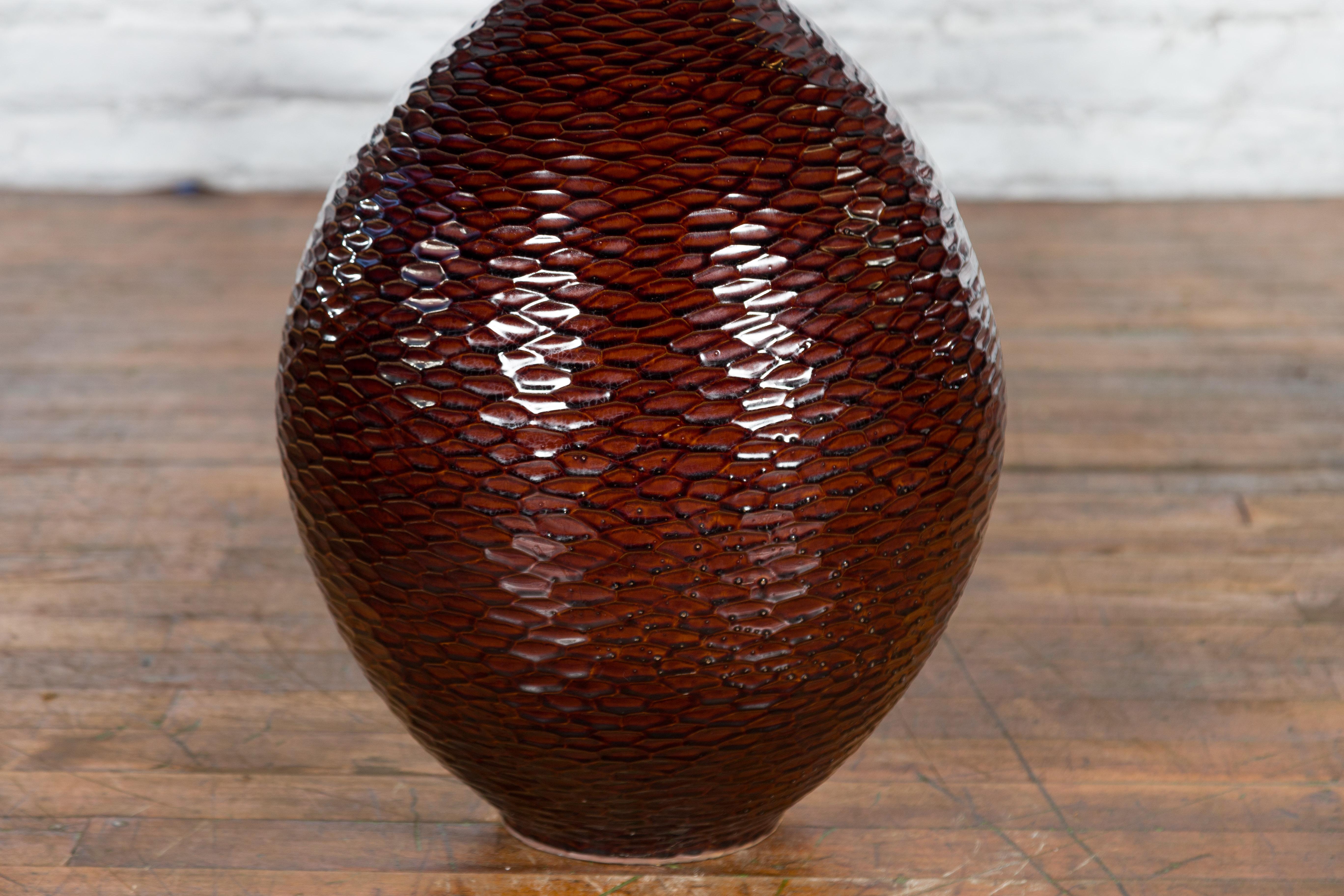Prem Collection Handcrafted Burgundy Vase with Textured Honeycomb Style Motifs For Sale 3