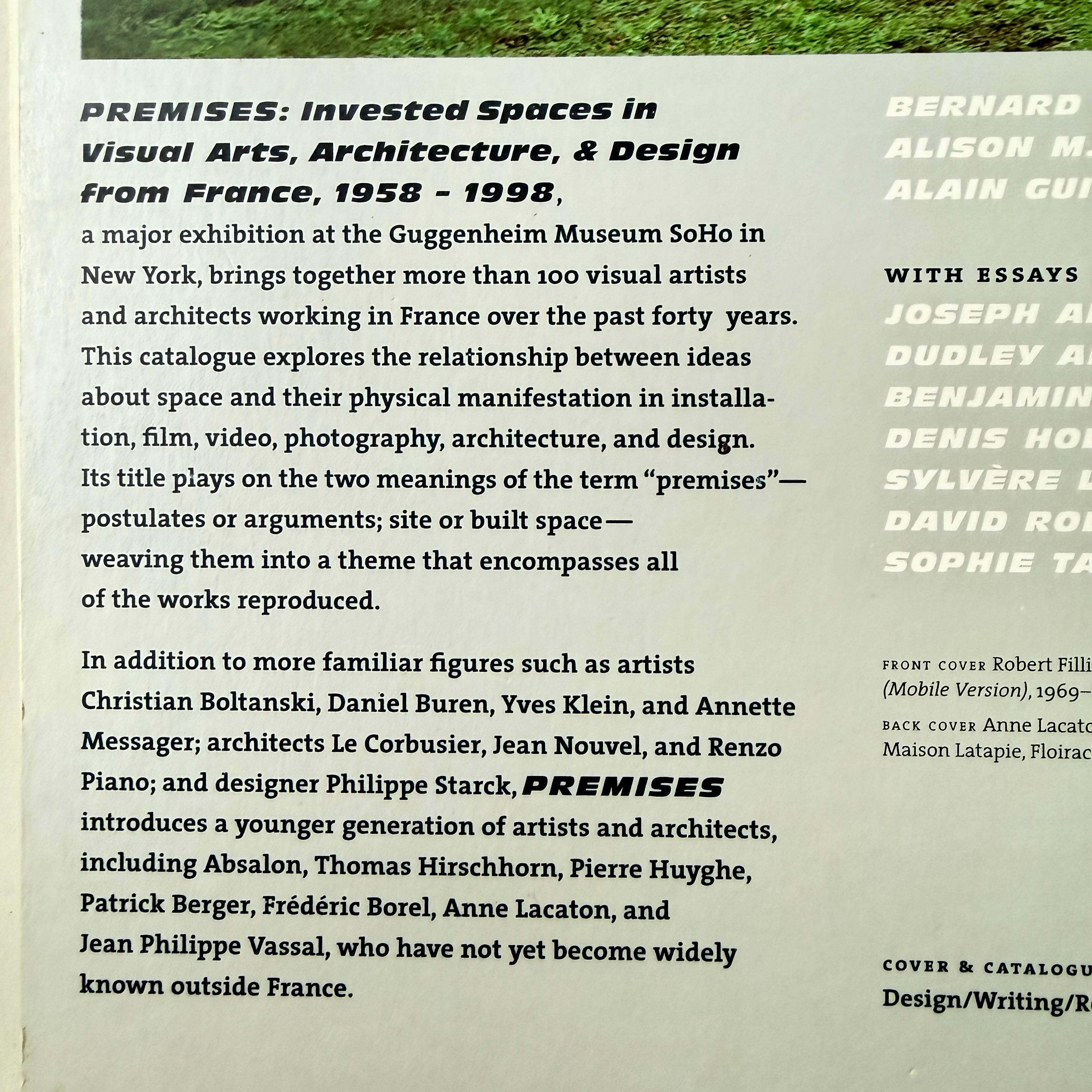 Fait à la machine Premises, Architecture Exhibition Book 1958-1998, Guggenheim Museum en vente