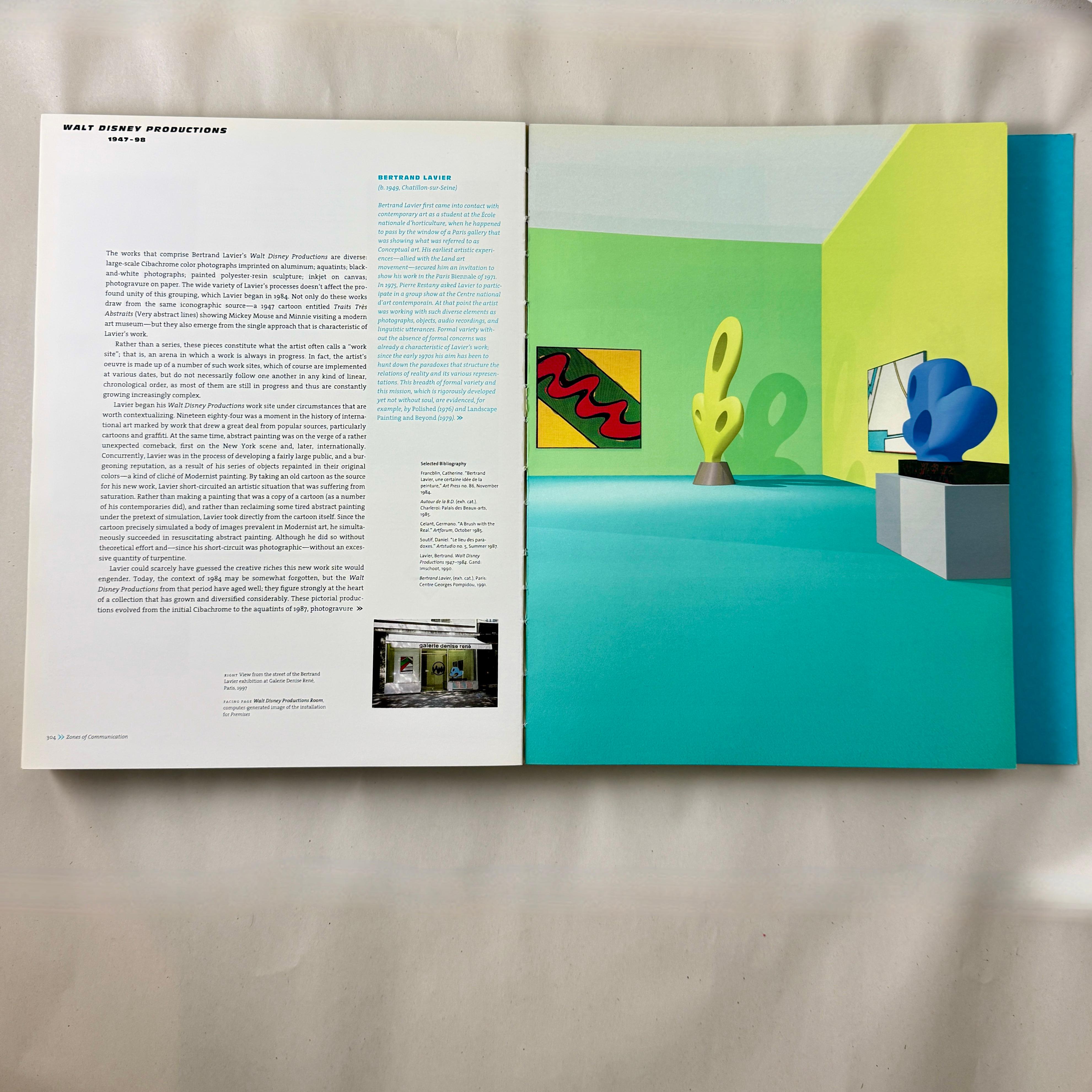 Premises, Architecture Exhibition Book 1958-1998, Guggenheim Museum Bon état - En vente à Philadelphia, PA