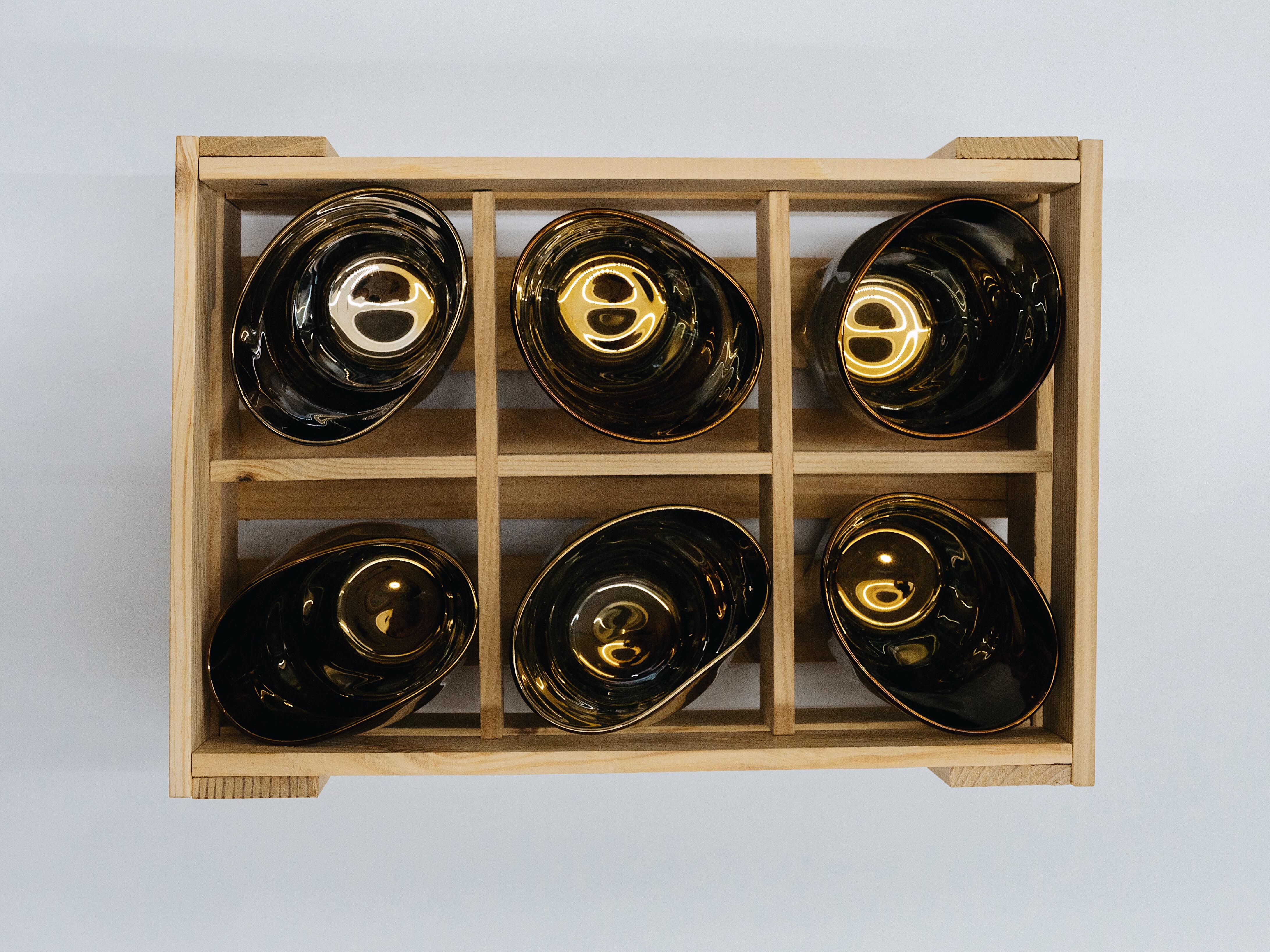 Unser Angebot an Premium-Glaswaren richtet sich an alle, die nicht nur Wert auf Qualität, sondern auch auf Ästhetik in jedem Detail legen. Die Designergläser bieten wir in drei Varianten an - Steingläser, Facettengläser und Schnapsgläser.

Wir