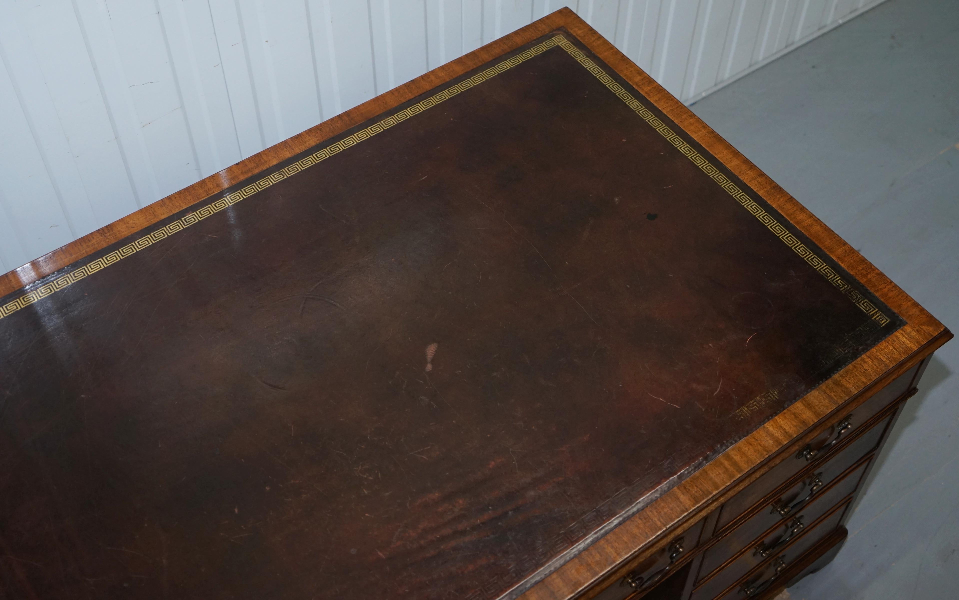 English Premium Large Vintage Brown Leather Topped Mahogany Twin Pedestal Partner Desk