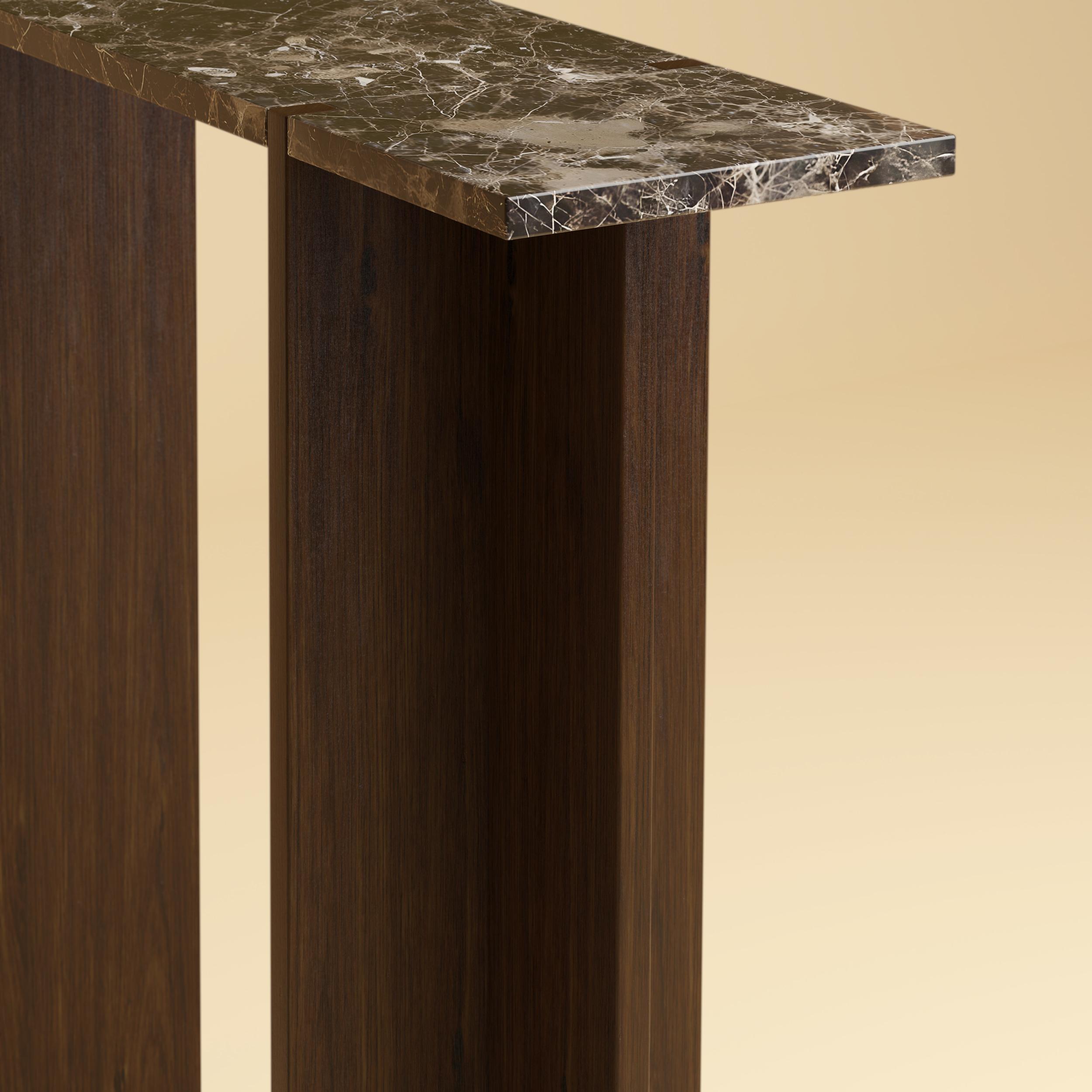 Premium Konsolentisch aus Marmor und Eiche - Emperador Dark Brown (Moderne) im Angebot