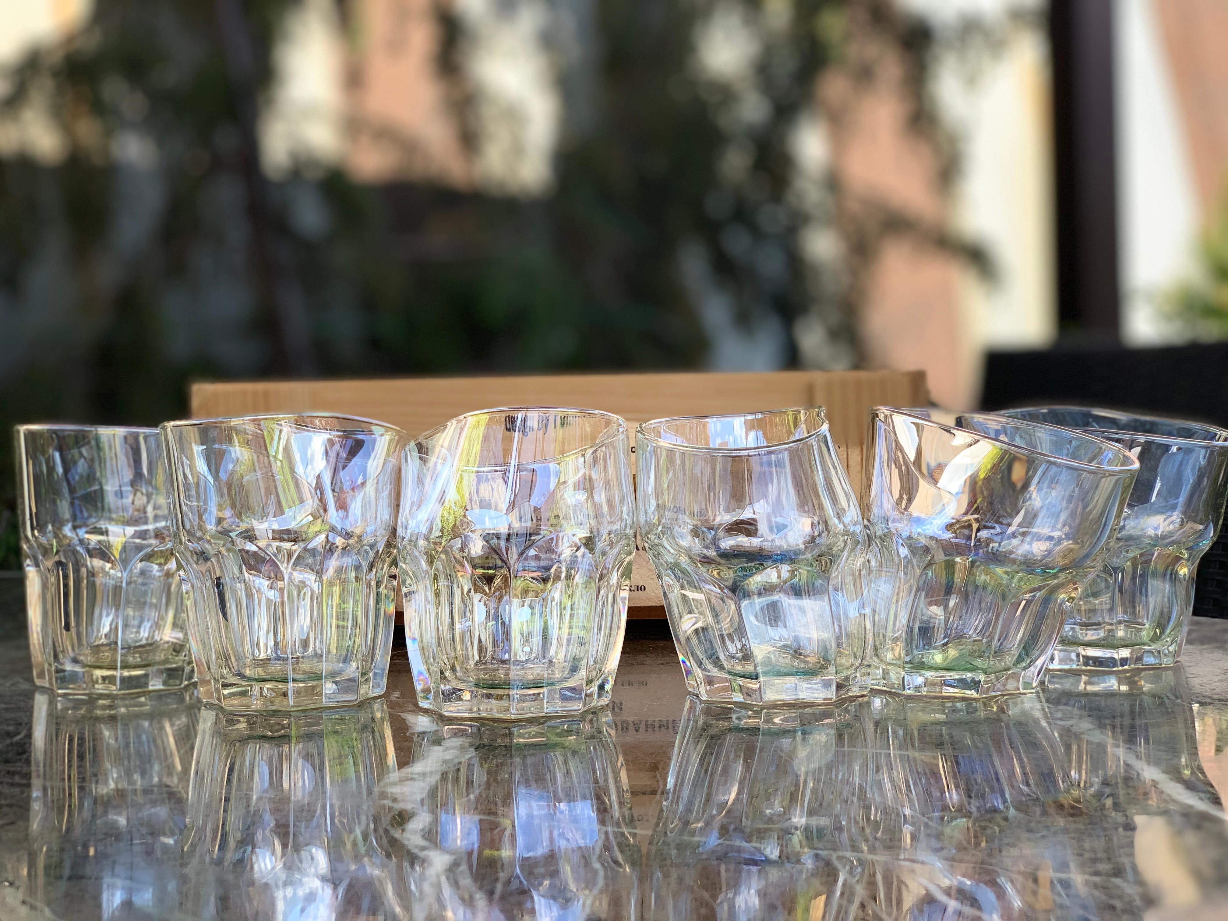 Premium Pearlescen Rocks Glass 6er Set in der Geschenkbox (21. Jahrhundert und zeitgenössisch) im Angebot