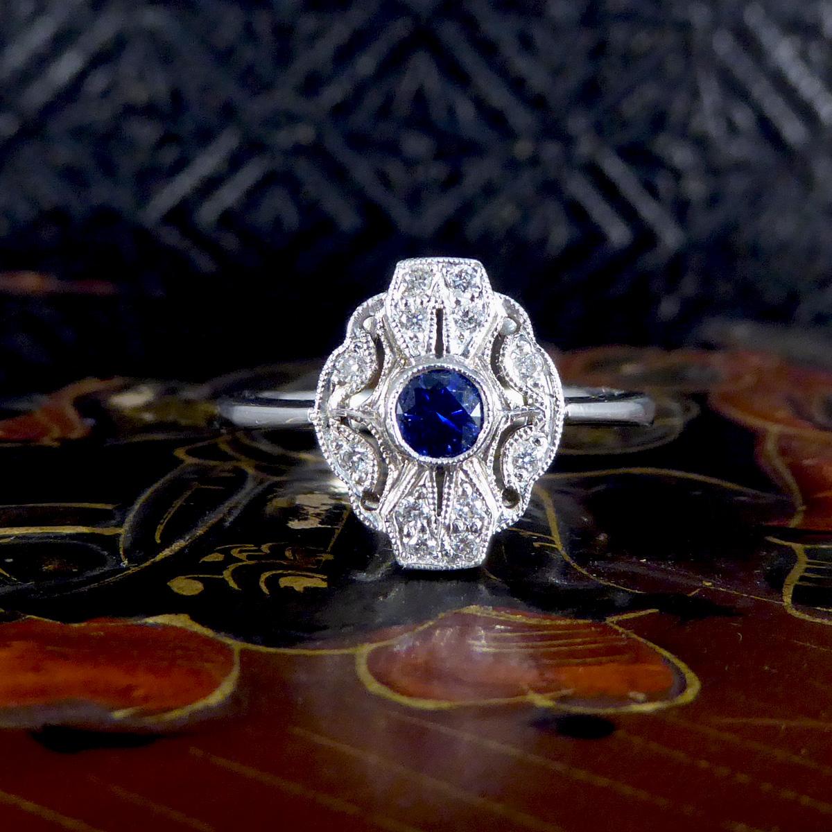 Premium Period Art Deco Replica Sapphire & Diamond Plaque Ring 18ct White Gold For Sale 5