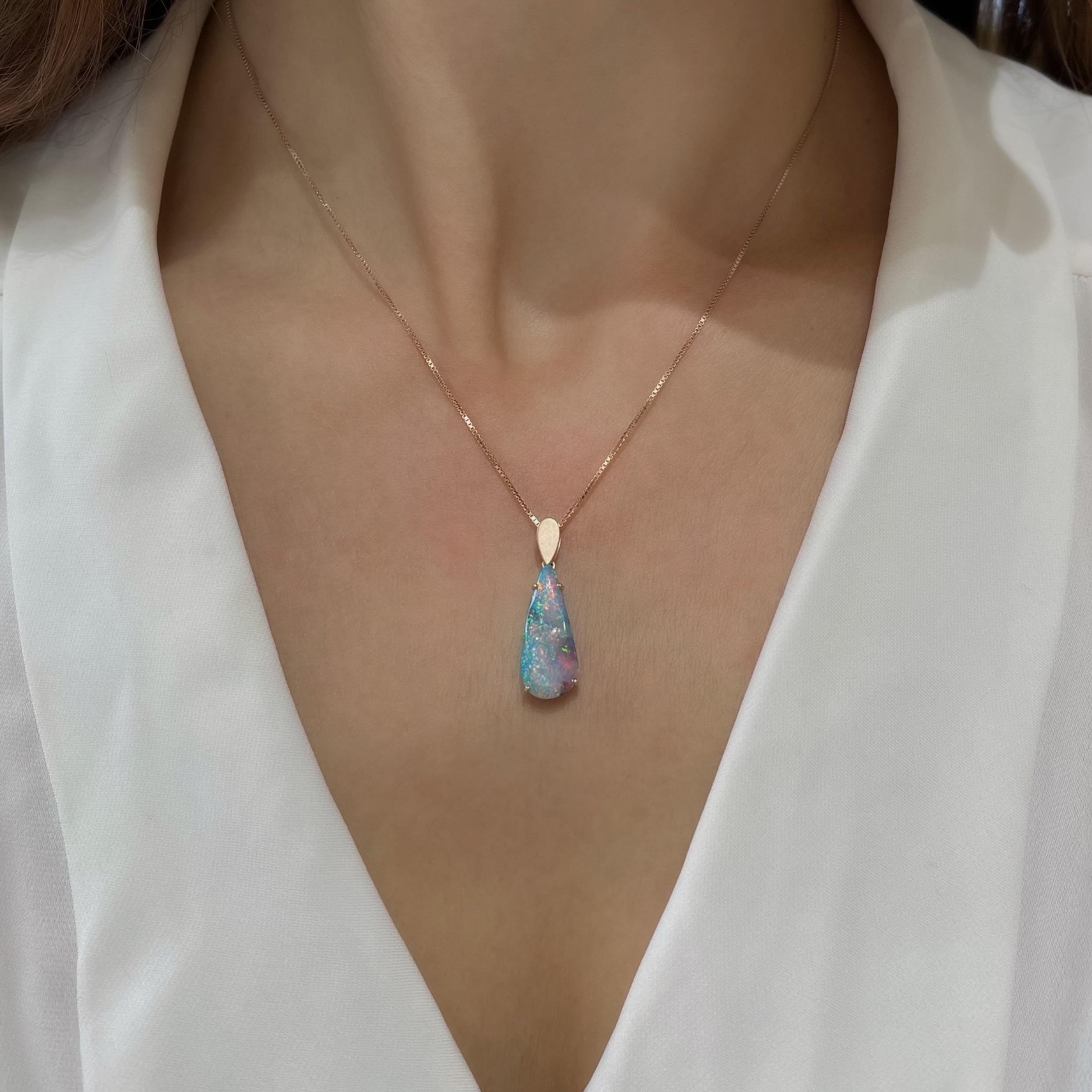 Utterly divine and majestic is the ‘Flames of Passion’ opal pendant. The breathtaking 5.03ct boulder opal ethically sourced from our own mine in Jundah, Australia presents a most alluring play-of-colour that mesmerises all who behold it.