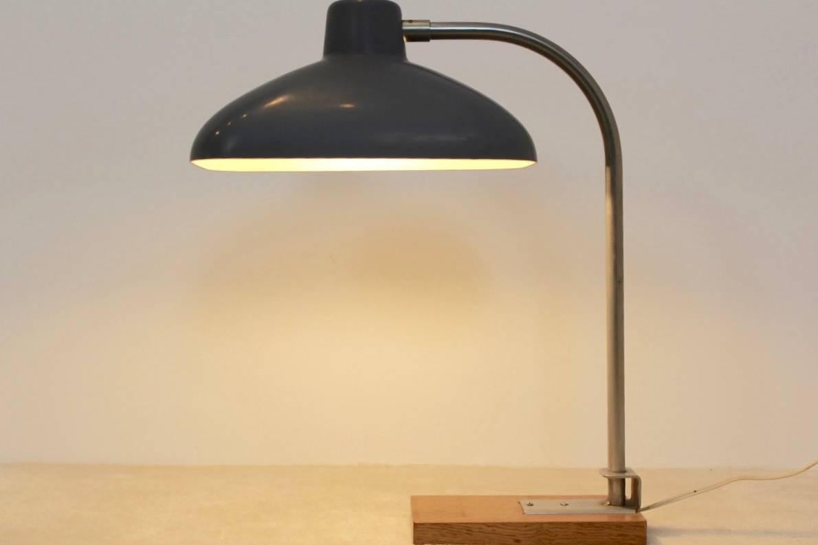 20th Century Premium Extra Large Desk Lamp in Steel, Bakelite and Oakwood, 1950s Belgium For Sale