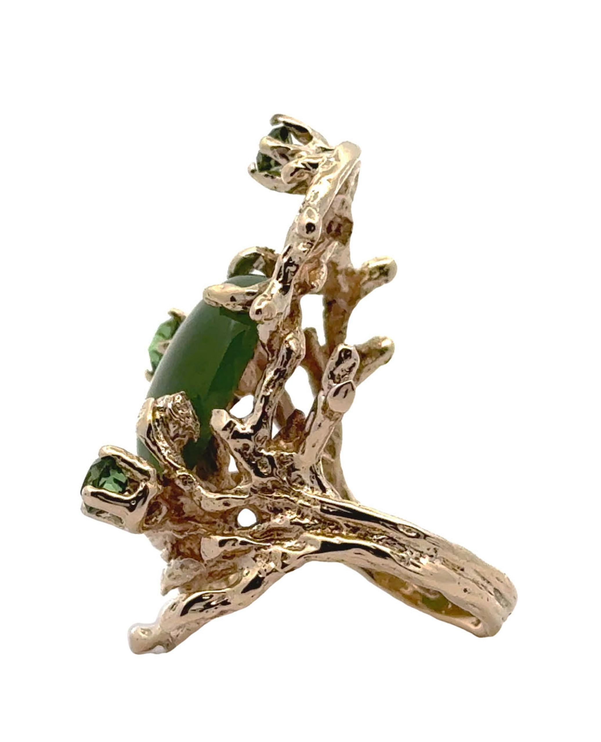 Cabochon Preowned 14K Yellow Gold Organic Style Ring with Jade and Peridot For Sale