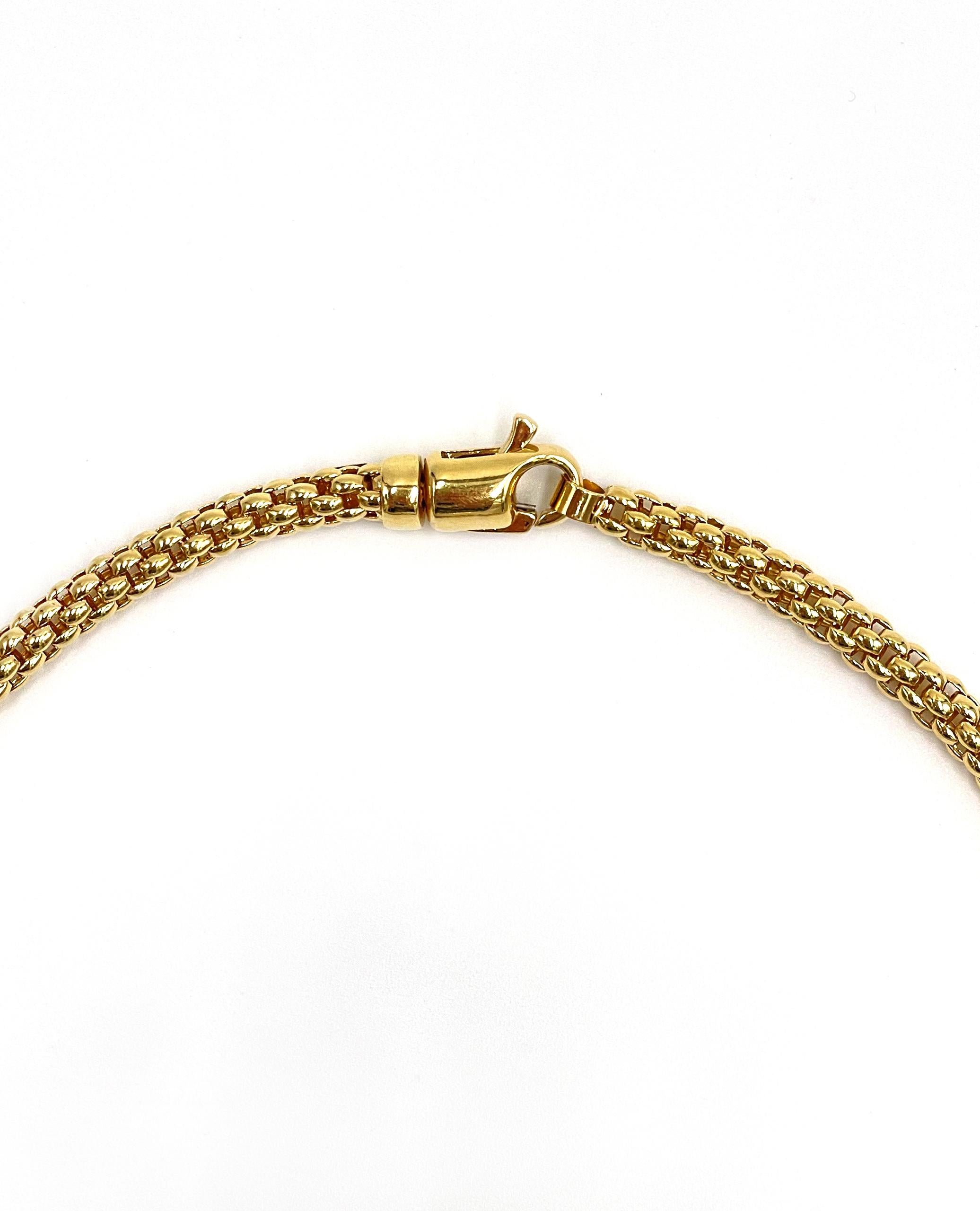 Preowned 18K Gold Choker-Halskette mit rundem Diamant-Anhänger in Pavé-Fassung (Rundschliff)