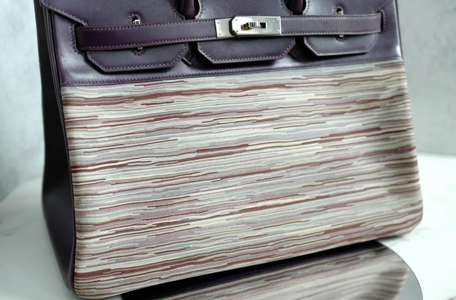 Preowned Hermes Birkin 35 Vibrato Raisin With Palladium HW Limited Edition en vente 10