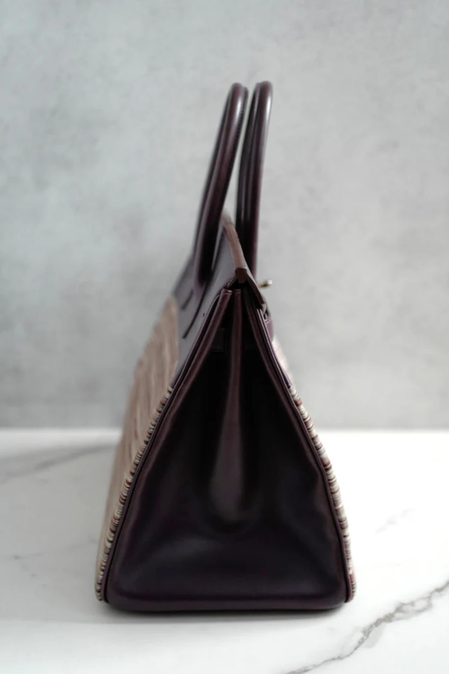 Preowned Hermes Birkin 35 Vibrato Raisin With Palladium HW Limited Edition Bon état - En vente à Forest Park, GA