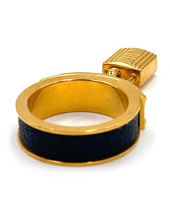 Preowned Hermes Kelly Motiv Goldton Schal Ring, schwarz