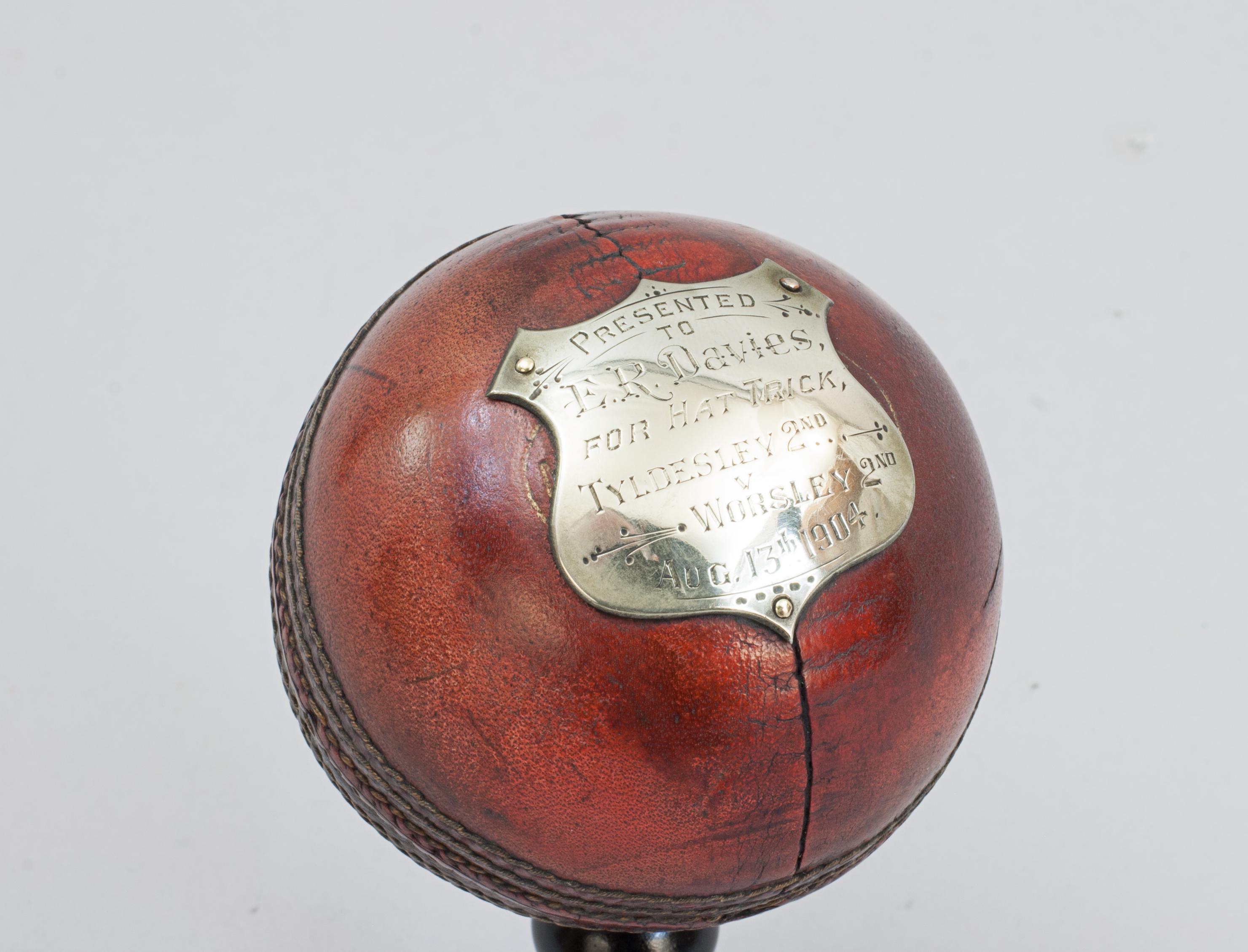 Argent Presentation Cricket Ball, 13 août 1904 en vente