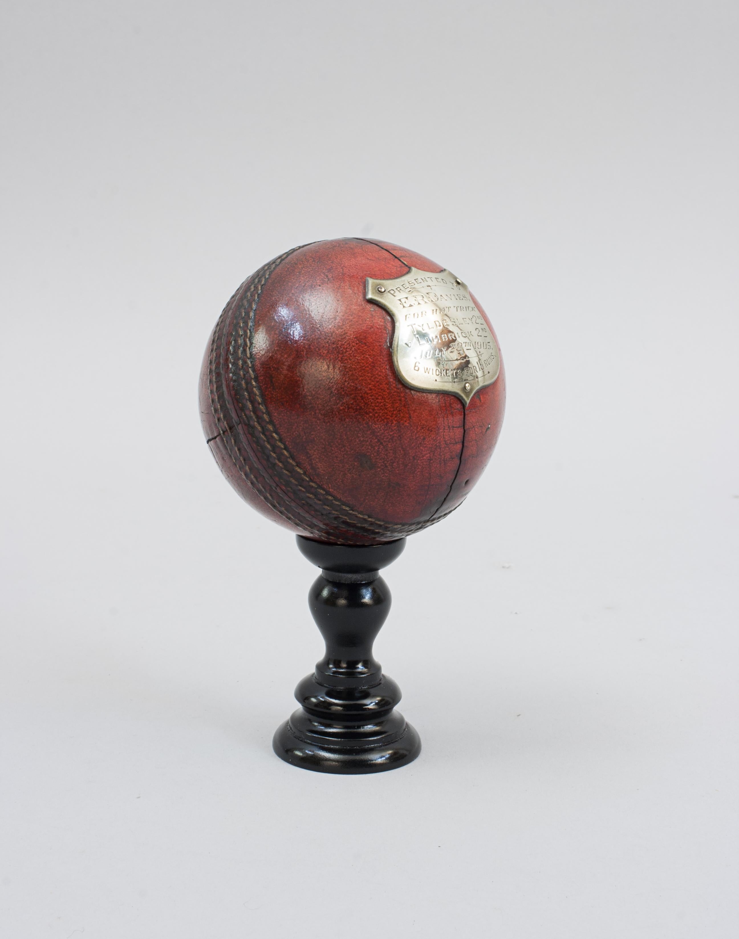 Britannique Presentation Cricket Ball, 29 juillet 1905 en vente