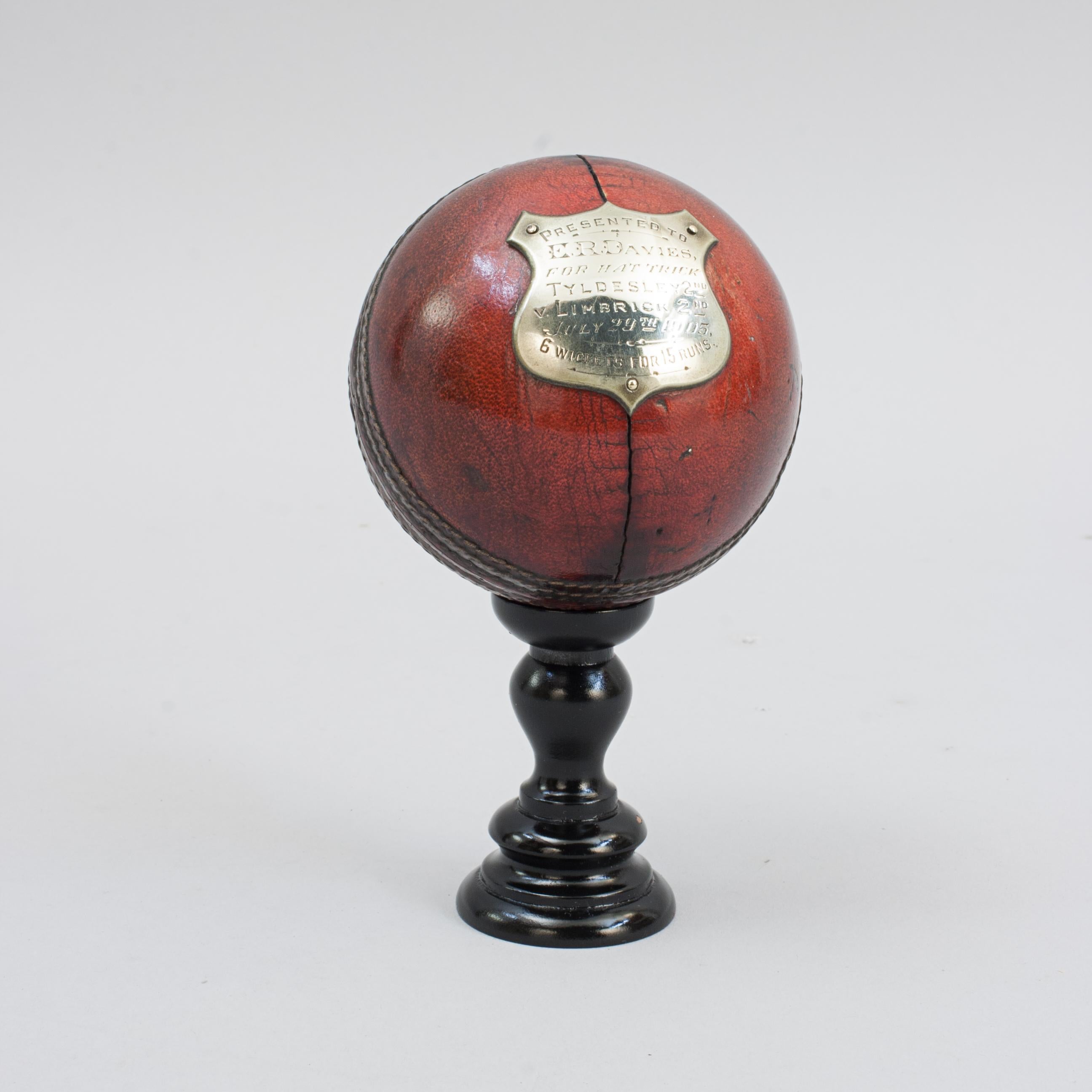 Presentation Cricket Ball, 29 juillet 1905 en vente 1