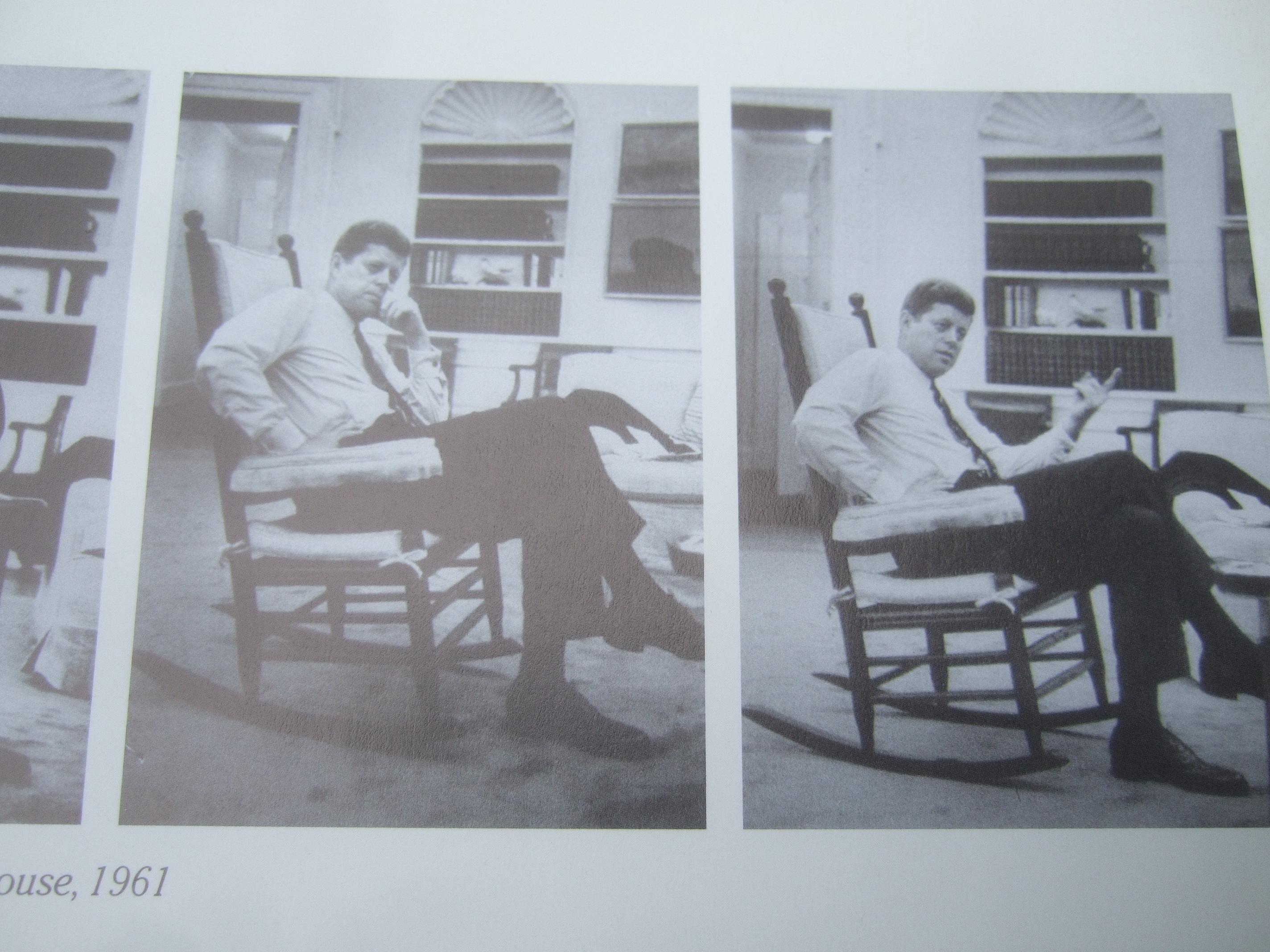 Präsident & Jacqueline Kennedy's Sotheby's Family Homes Estate Catalog, ca. 2005 im Angebot 8