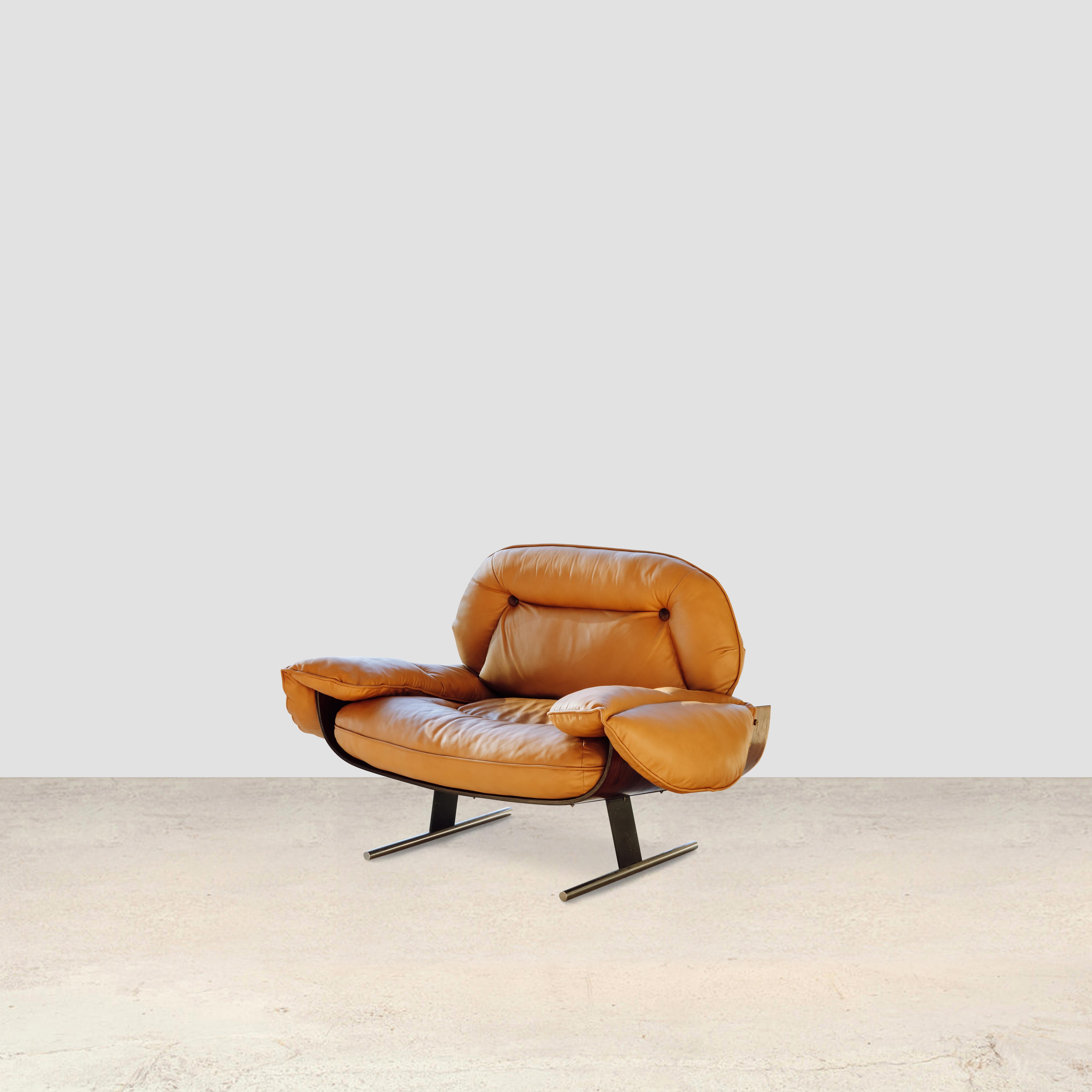 Presidential armchair
By Jorge Zalszupin 1960

“Presidencial” Armchairs designed by Jorge Zalszupin in 1960's. The piece features unique profile views from all angles. Structure made in Brazilian rosewood and chrome•plated steel sled