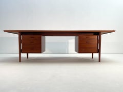 Presidential Executive teak desk by Arne Vodder
