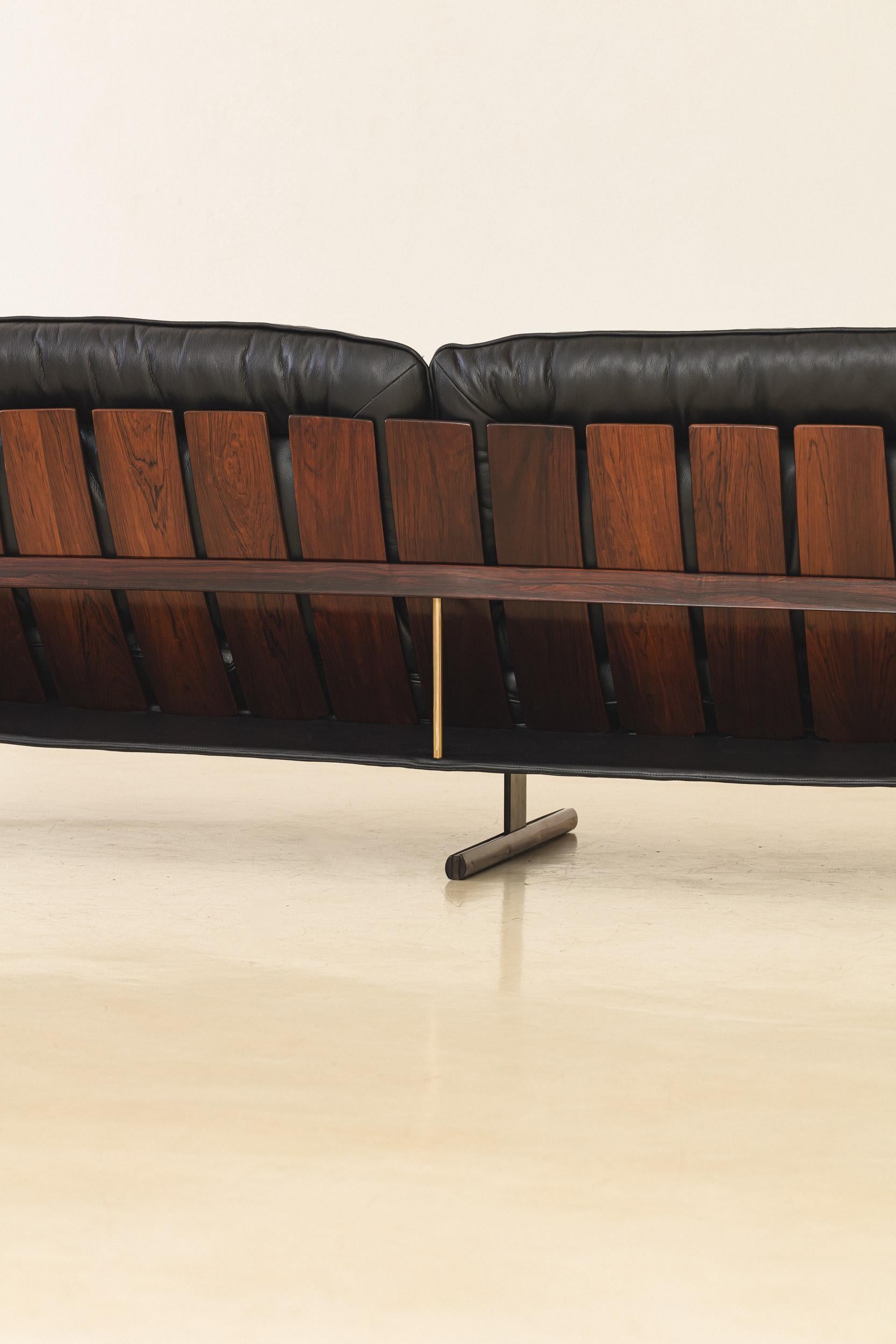 Sofá Presidencial, diseñado por Jorge Zalszupin en los años 50 en venta 3