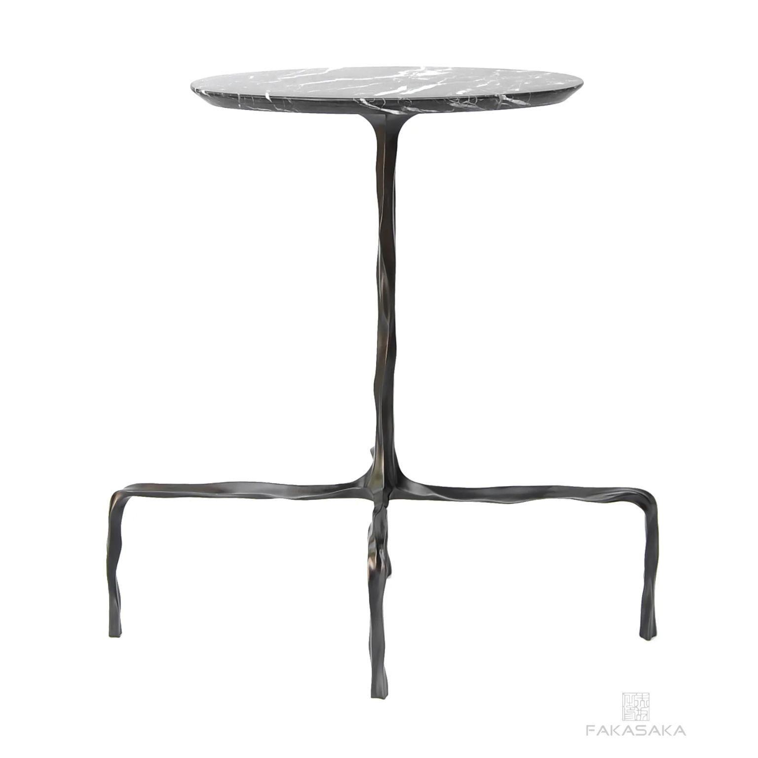 Table à boissons Presley avec plateau en marbre Nero Marquina de Fakasaka Design Neuf - En vente à Geneve, CH