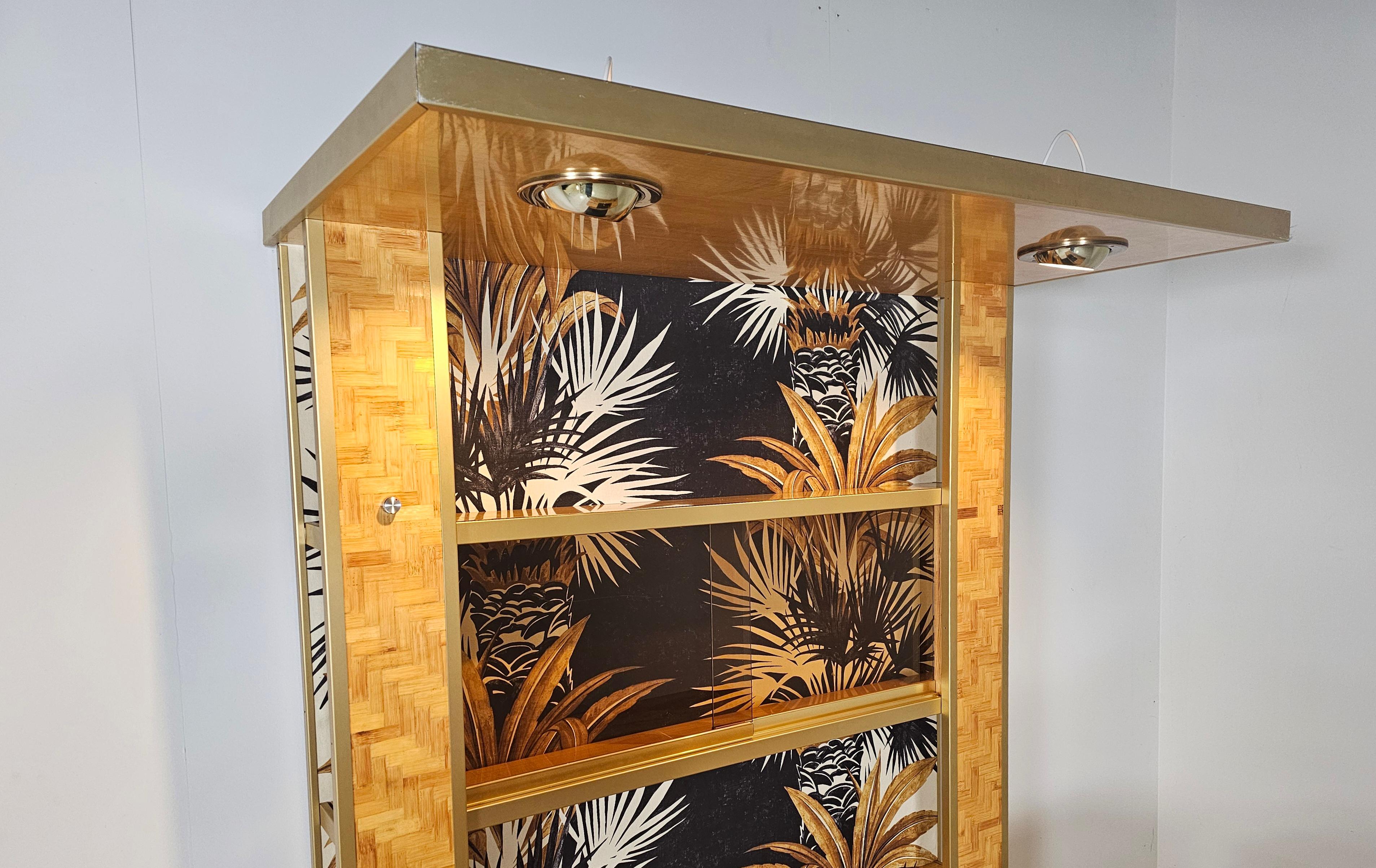 Pressed bamboo dry bar with stools, Italy, 1970s For Sale 9