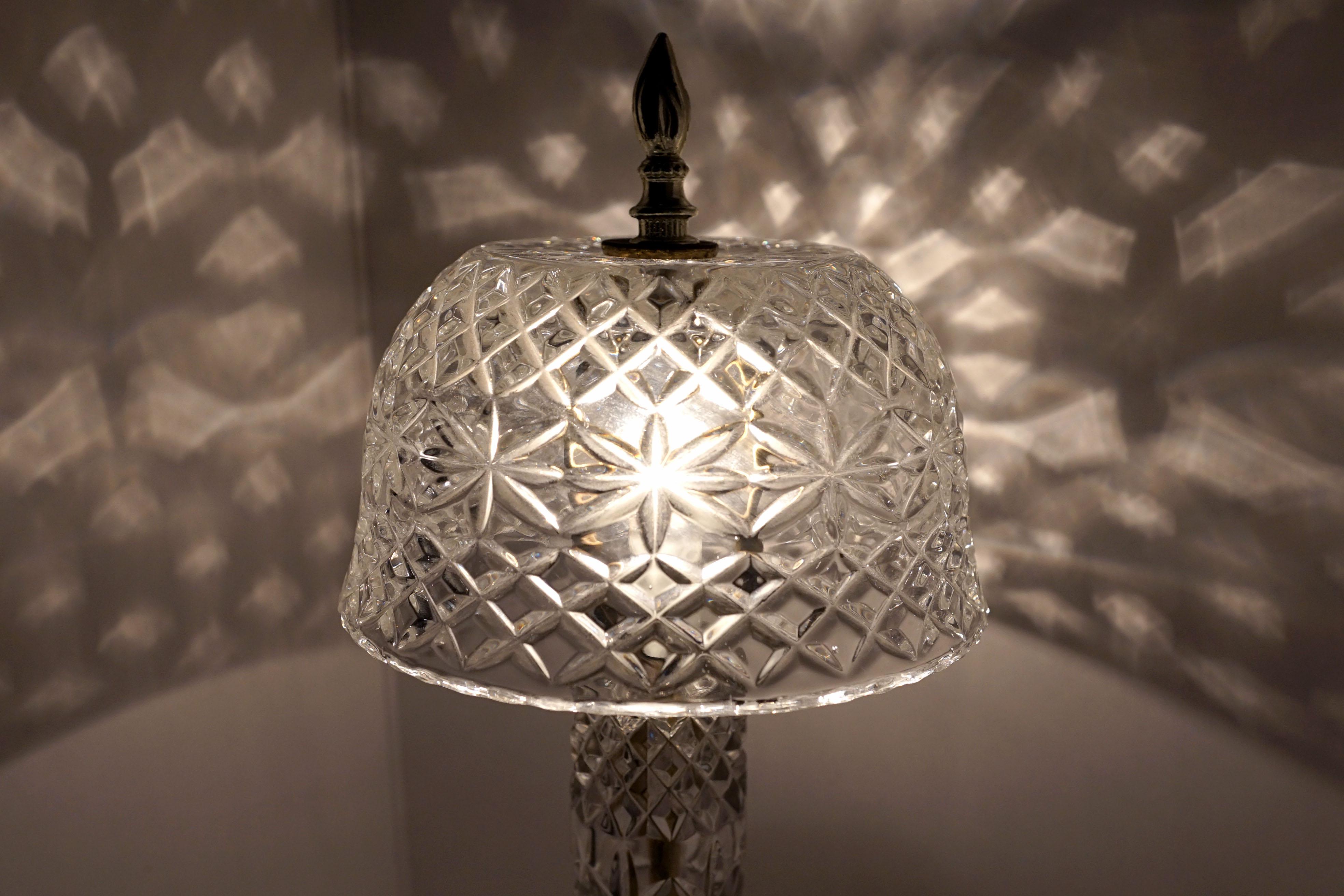 Lampe de bureau vintage en forme de champignon en cristal plombé pressé en vente 3
