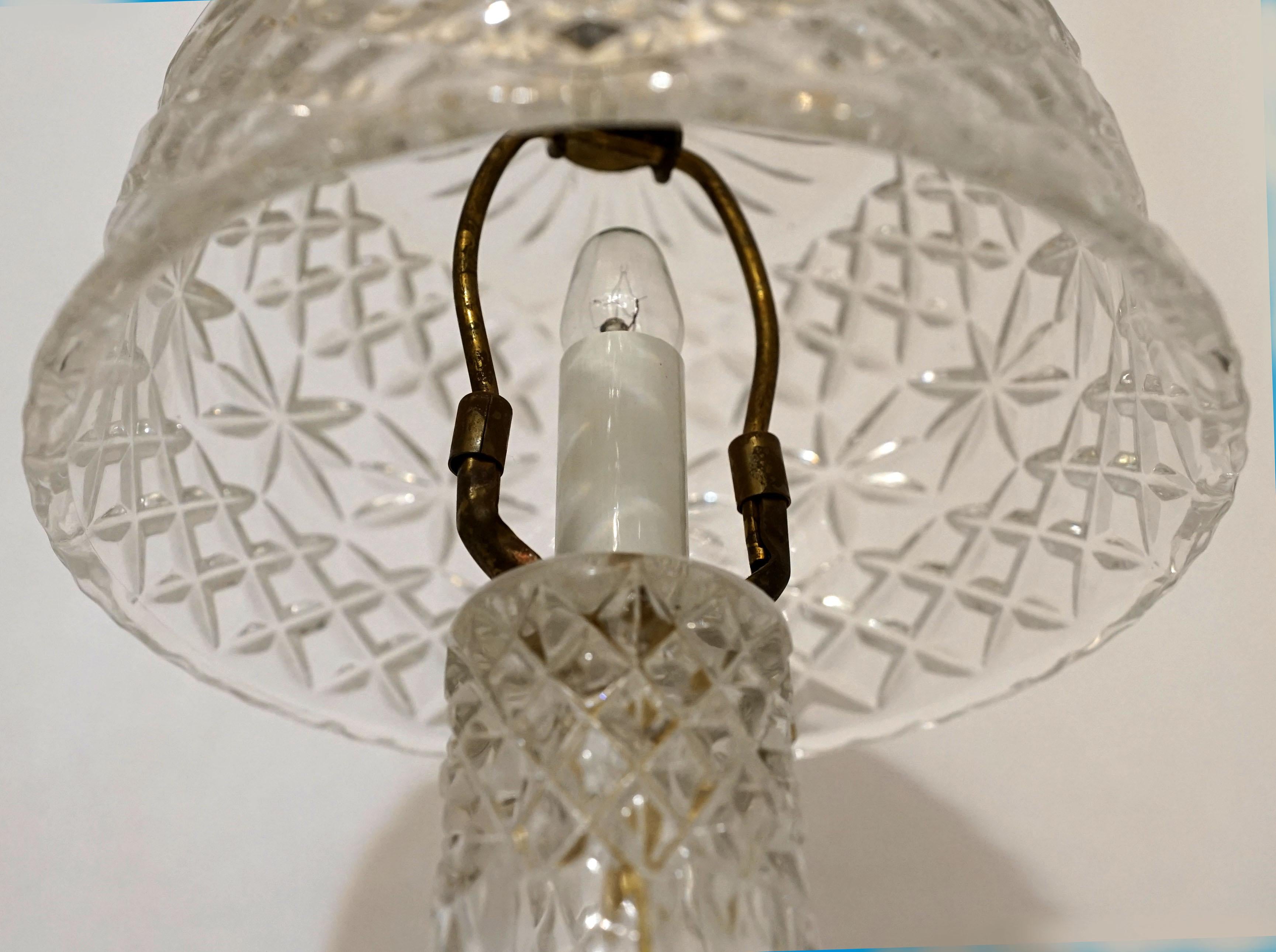 Anglais Lampe de bureau vintage en forme de champignon en cristal plombé pressé en vente