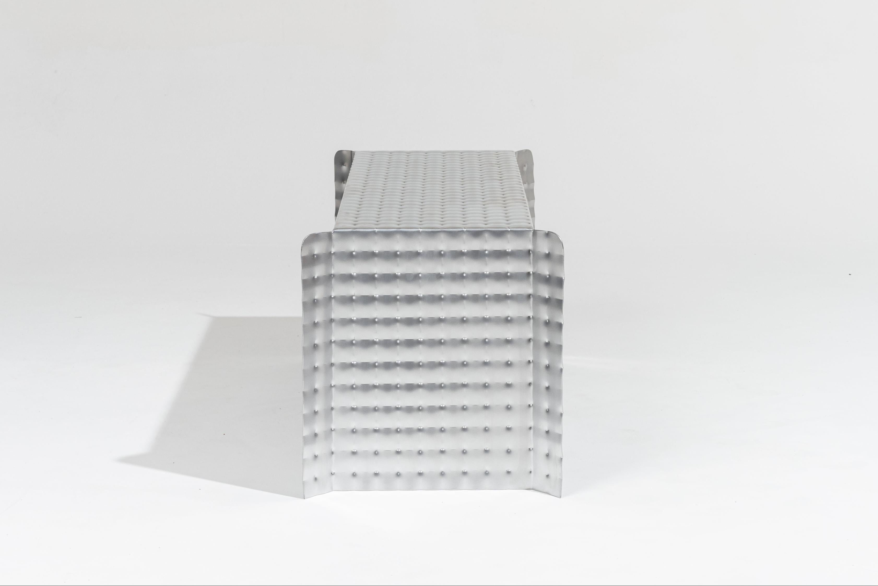 Banco de presión de aluminio Siglo XXI y contemporáneo en venta