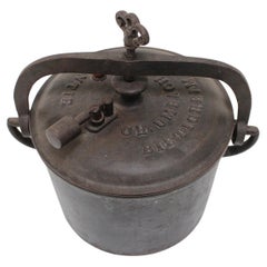 Antique Pressure Cast Iron Pot Ch. Umbach Bietigheim, 1910s