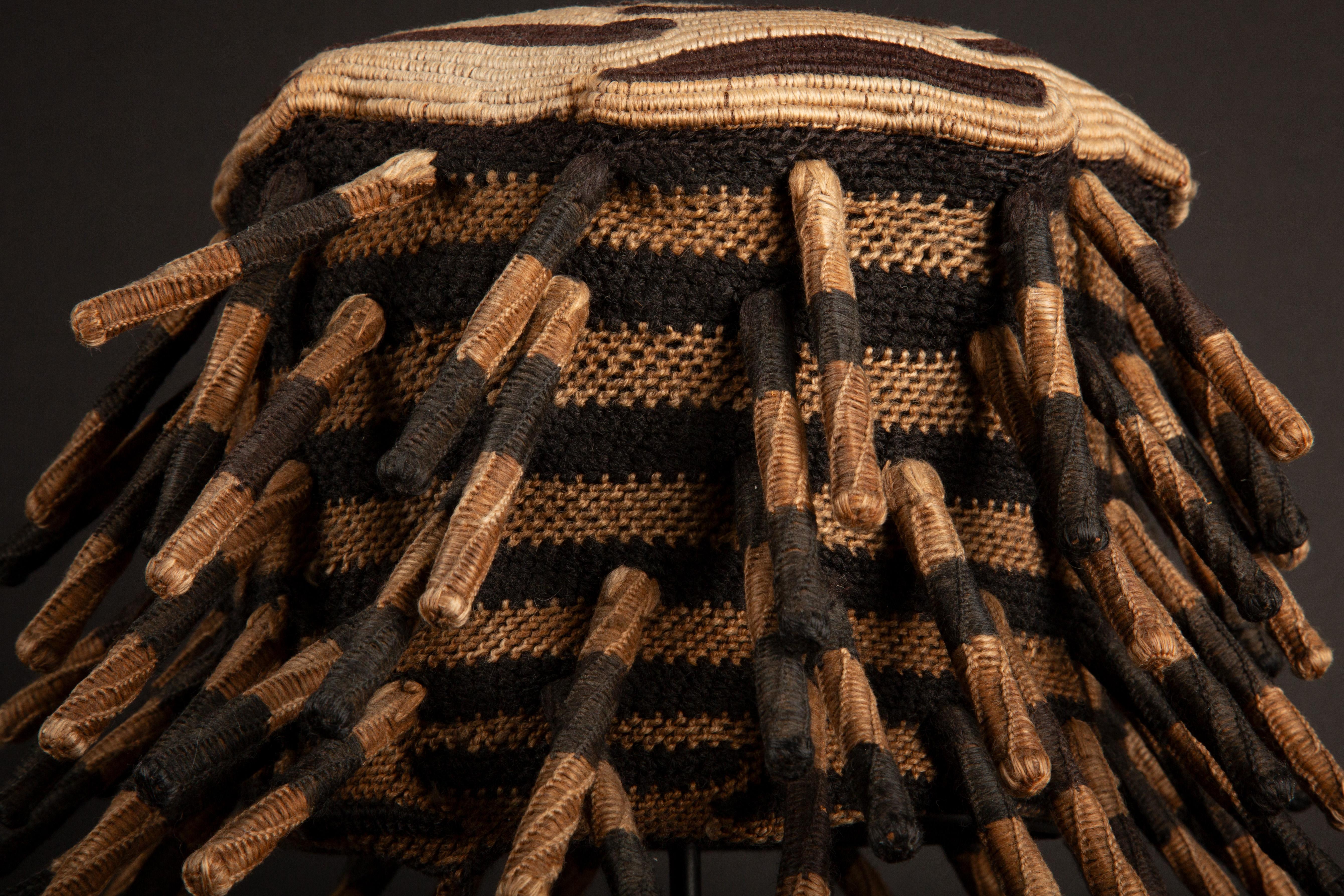 Cameroonian Prestige and Tradition: The Mounted Ashetu Hat of the Bamum and Bamileke People For Sale