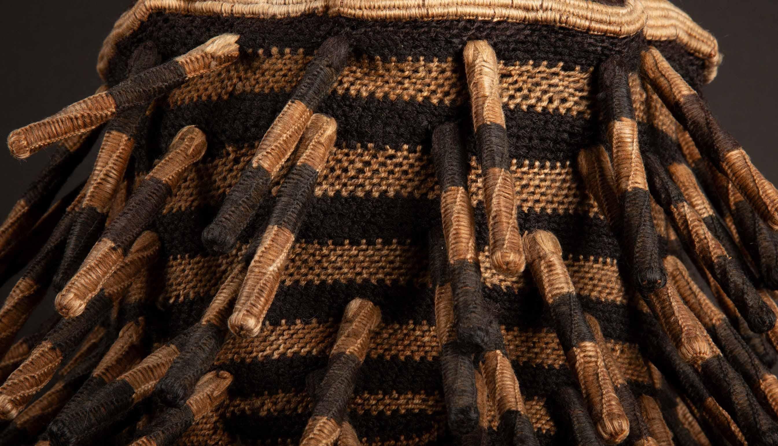Hand-Woven Prestige and Tradition: The Mounted Ashetu Hat of the Bamum and Bamileke People For Sale