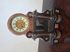 Prestigioso Orologio da Tavolo Napoleone III - Marmo Nero e Rosso - Scappamento