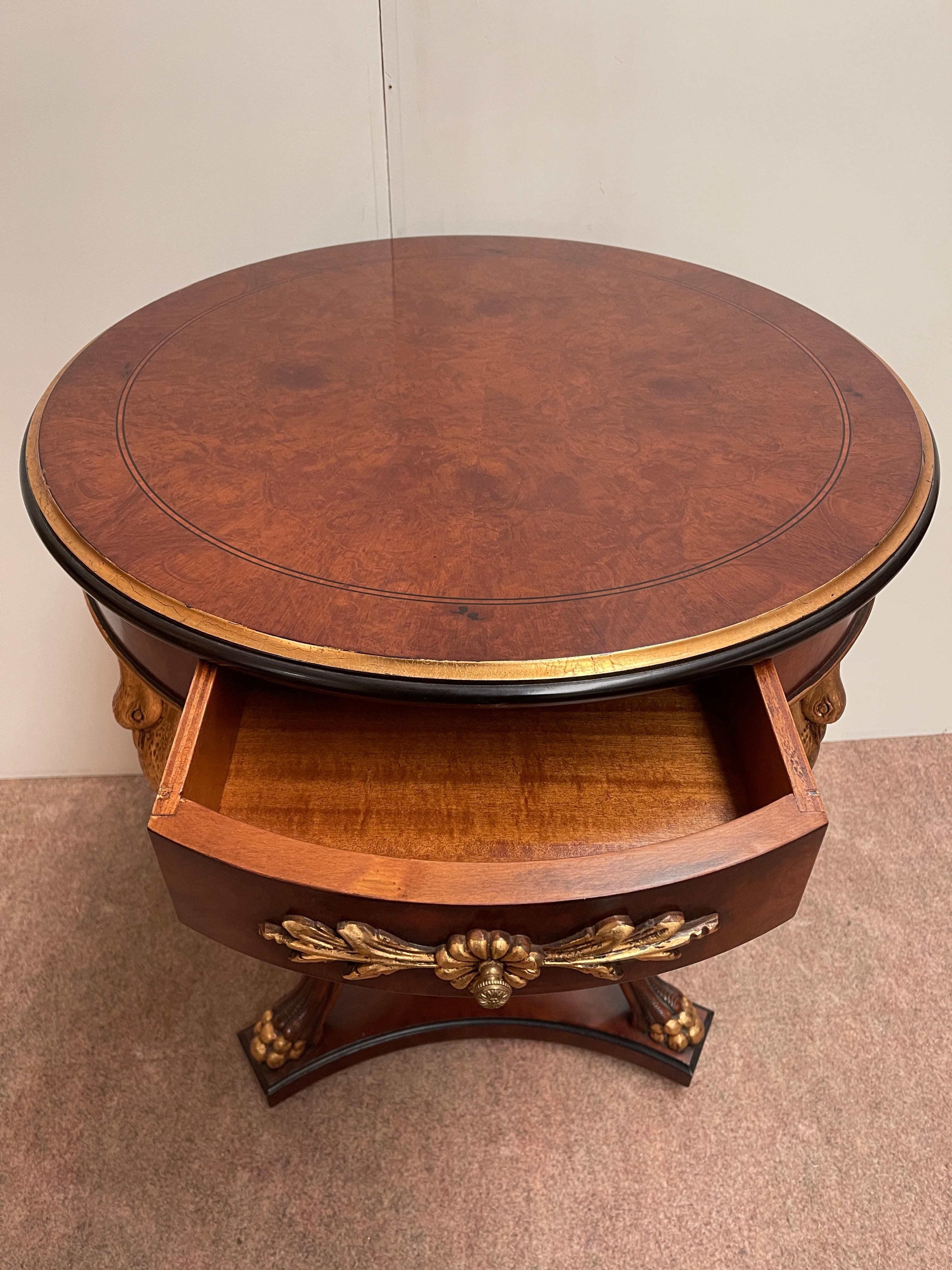 Prestigious 1980s French-style carved wood Italian coffee table For Sale 7