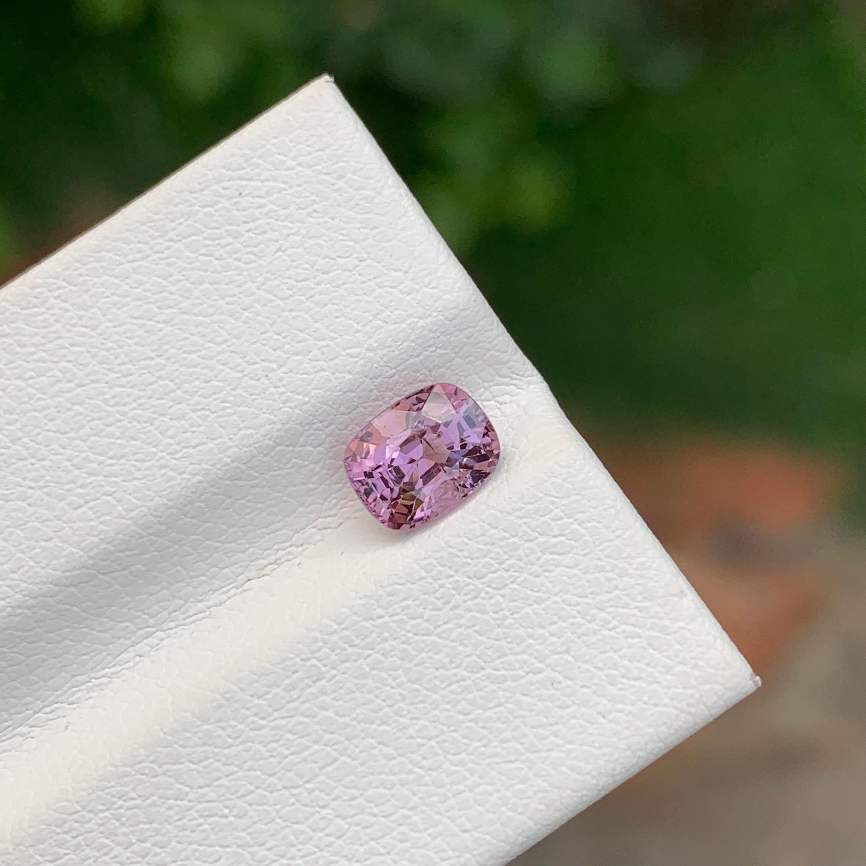 Cushion Cut Pretty 1.20 Carat Natural Purplish Pink Loose Spinel Cushion Shape From Myanmar For Sale