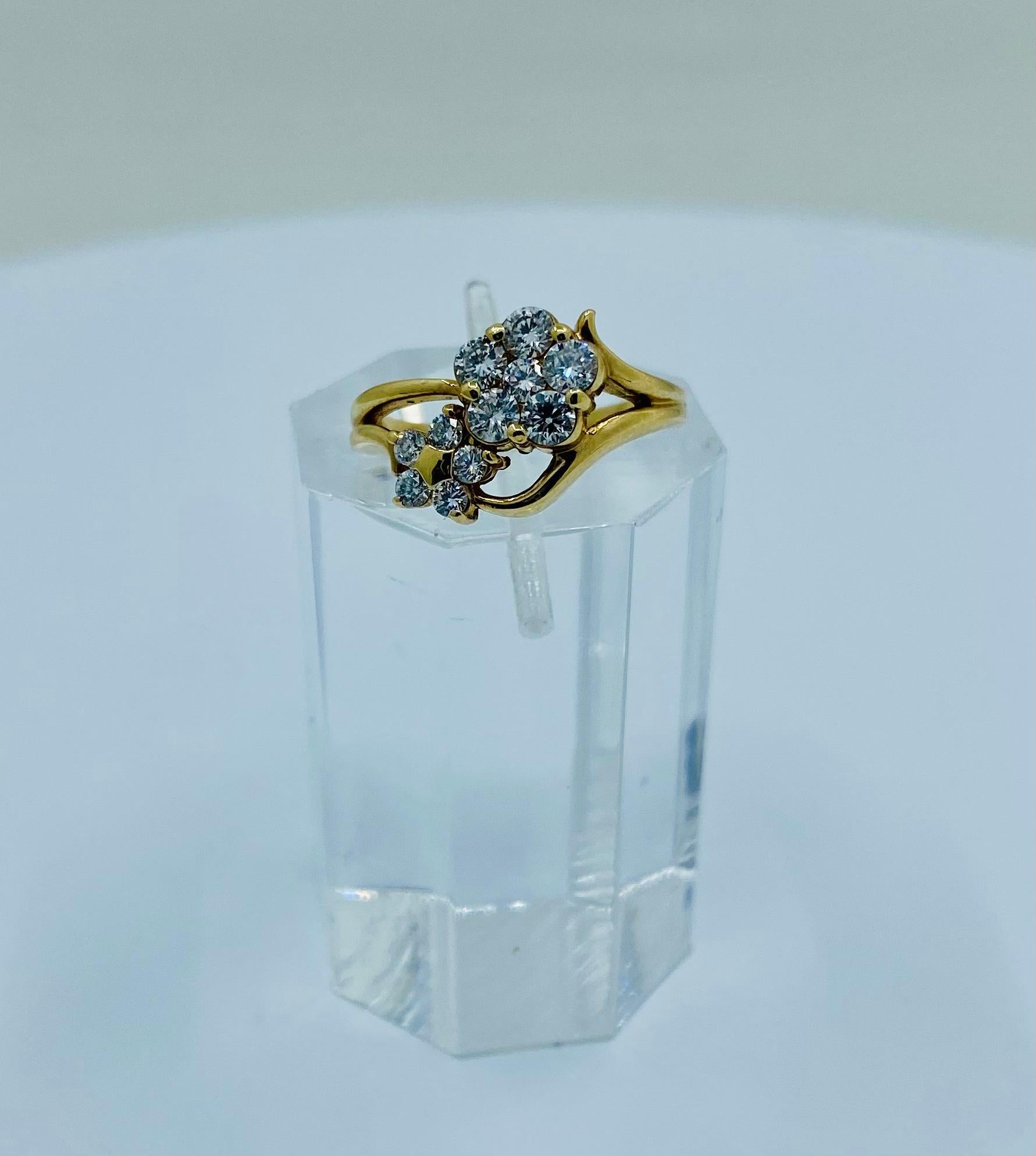 Women's 1.35 Carat Diamond Double Flower 18 Karat Yellow Gold Cluster Ring