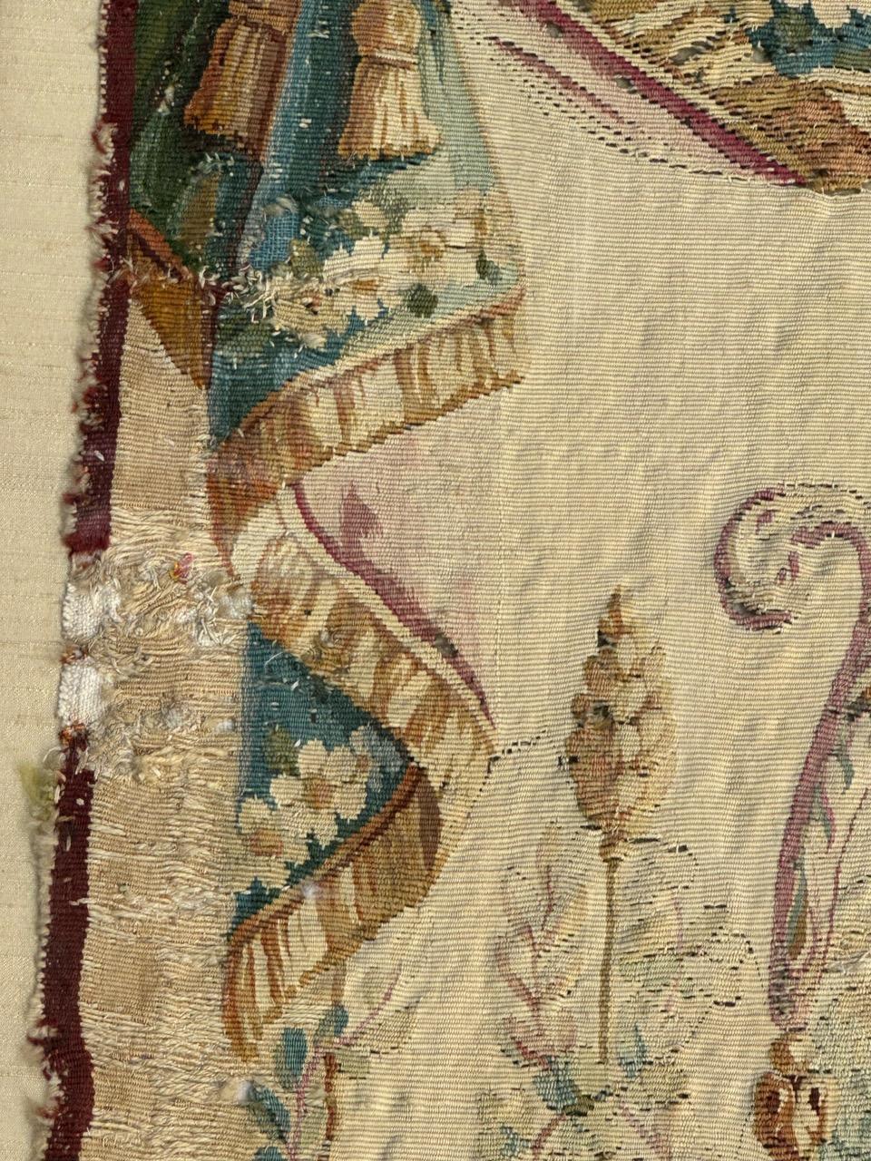 Schöner französischer Aubusson-Seidenteppich aus dem 18. Jahrhundert im Angebot 6