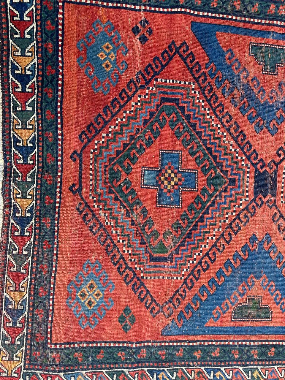 Bonita alfombra kazaka caucásica del siglo XIX Kazajo en venta