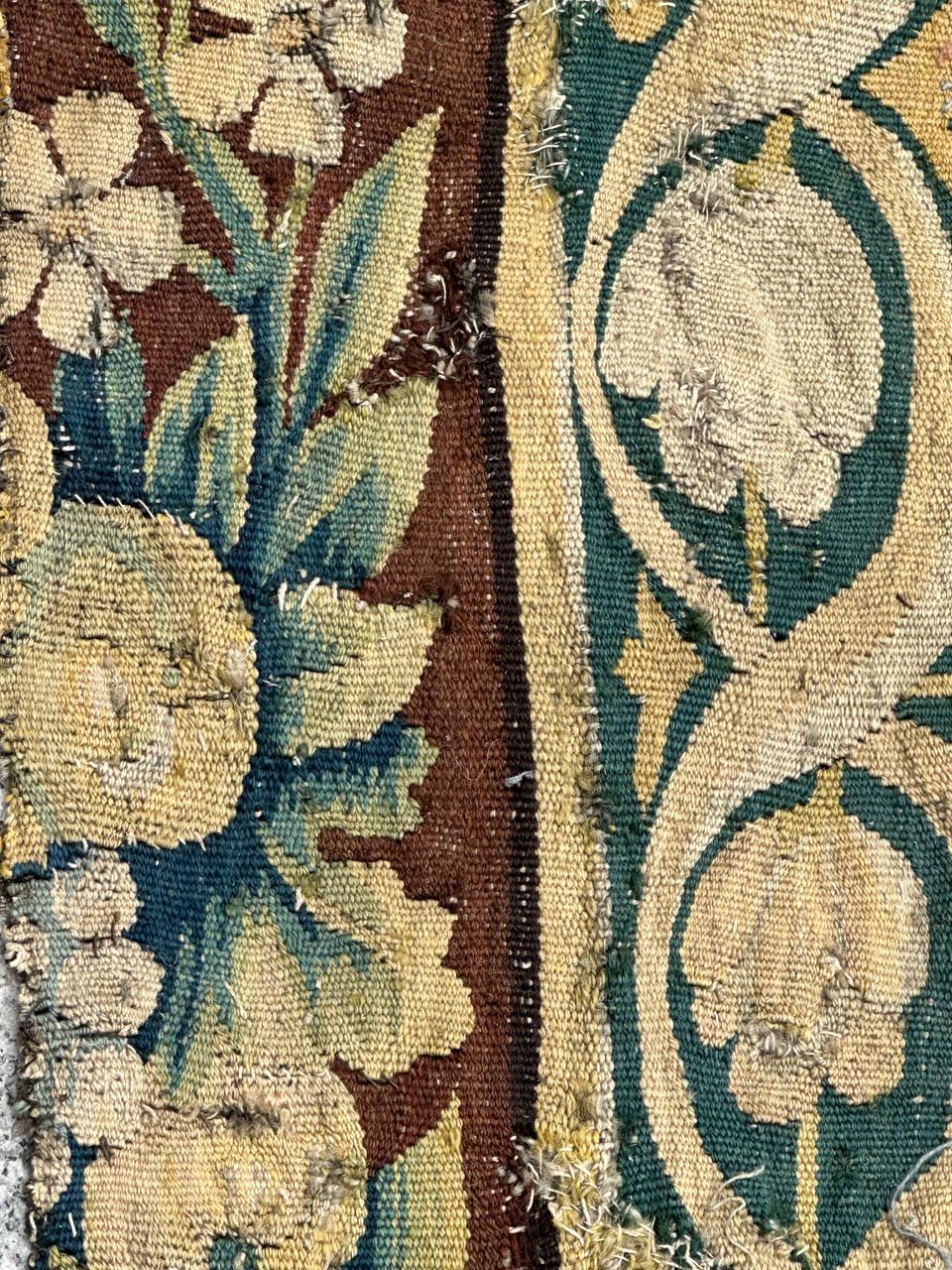 Schönes antikes französisches Aubusson-Wandteppichfragment aus dem 17. Jahrhundert im Angebot 4