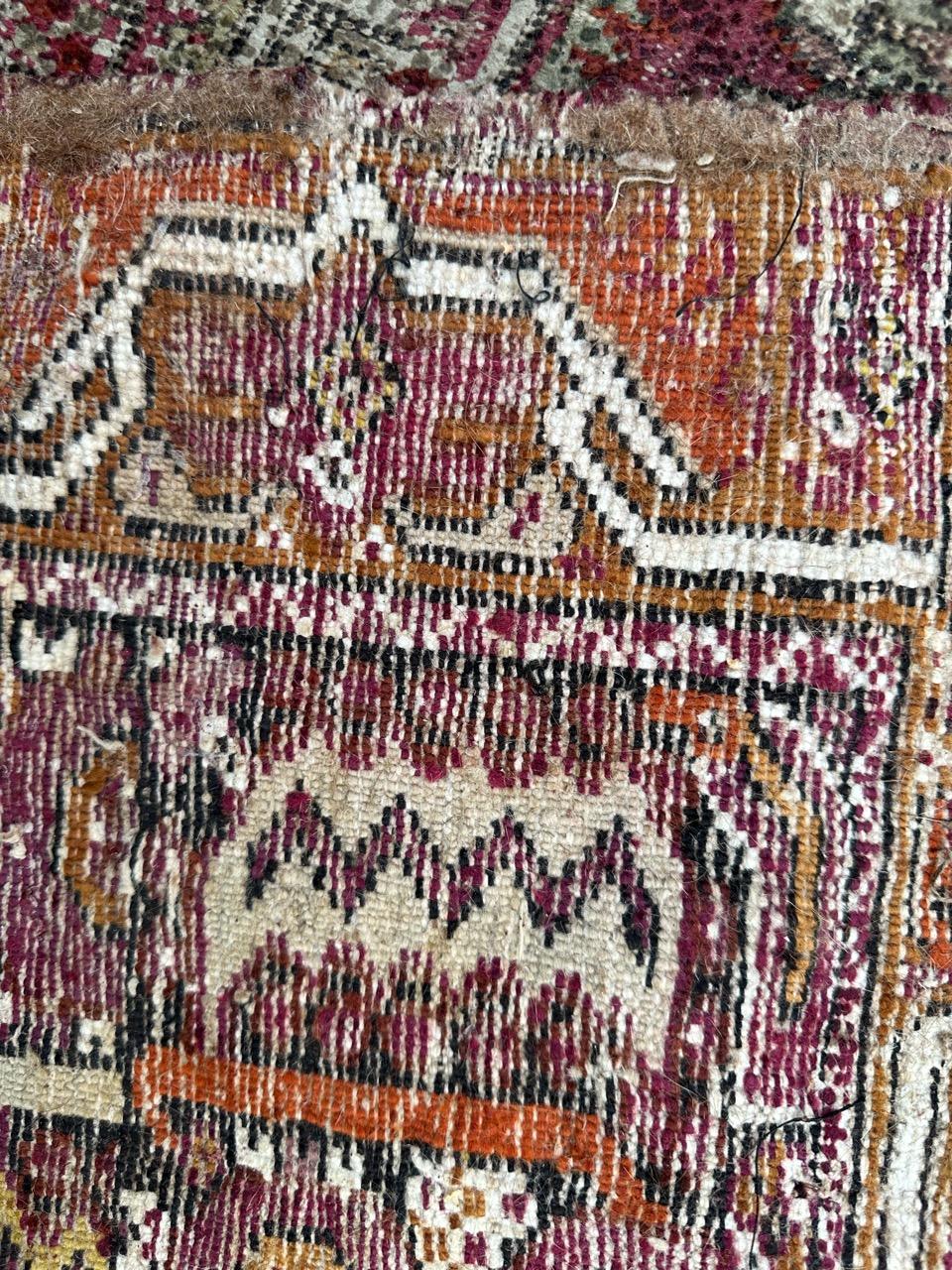 Bobyrug’s Pretty Antique 18th century distressed Turkish Ghyordes rug For Sale 12