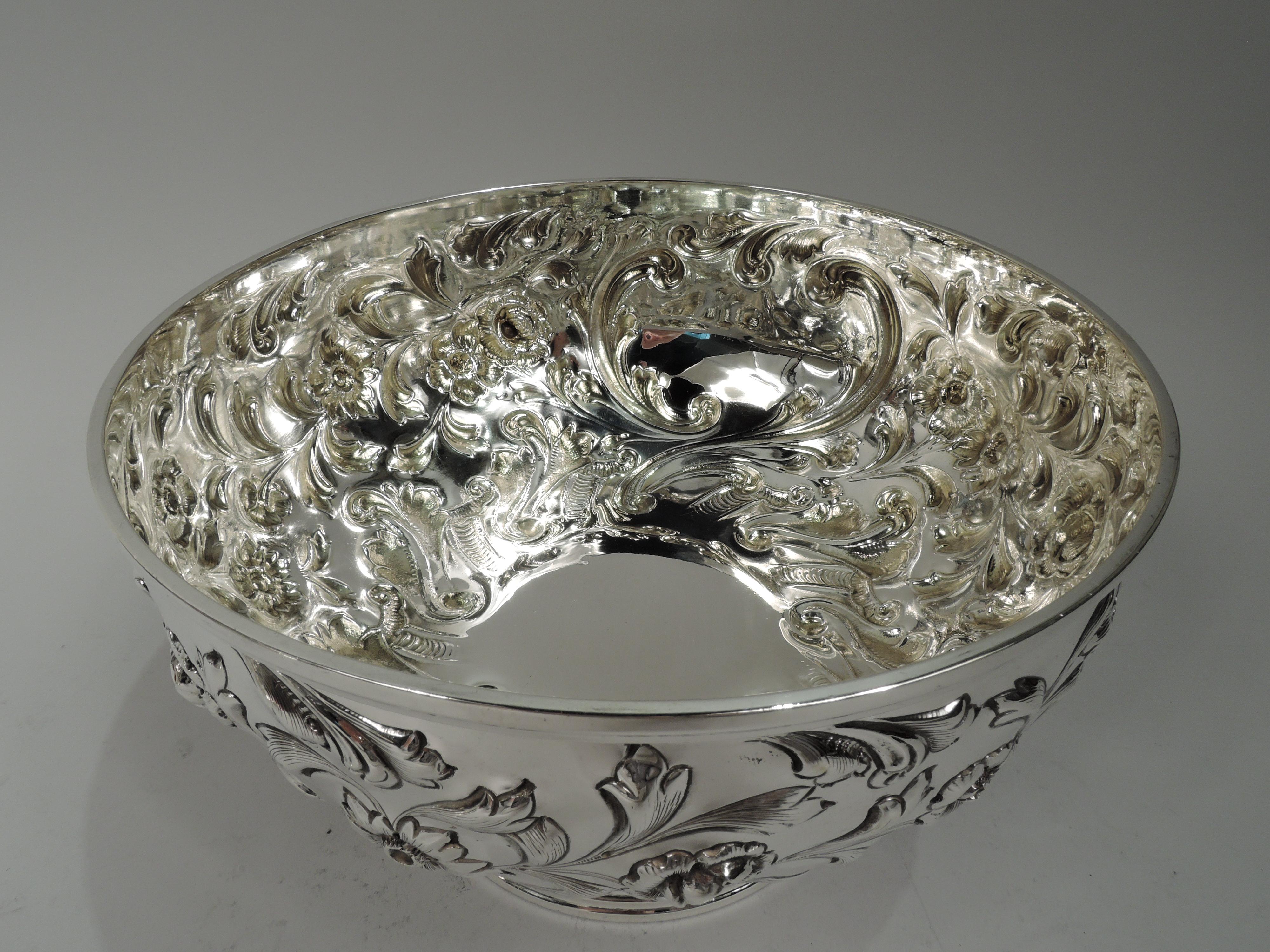 Repoussé Pretty Antique American Sterling Silver Repousse Centerpiece Bowl