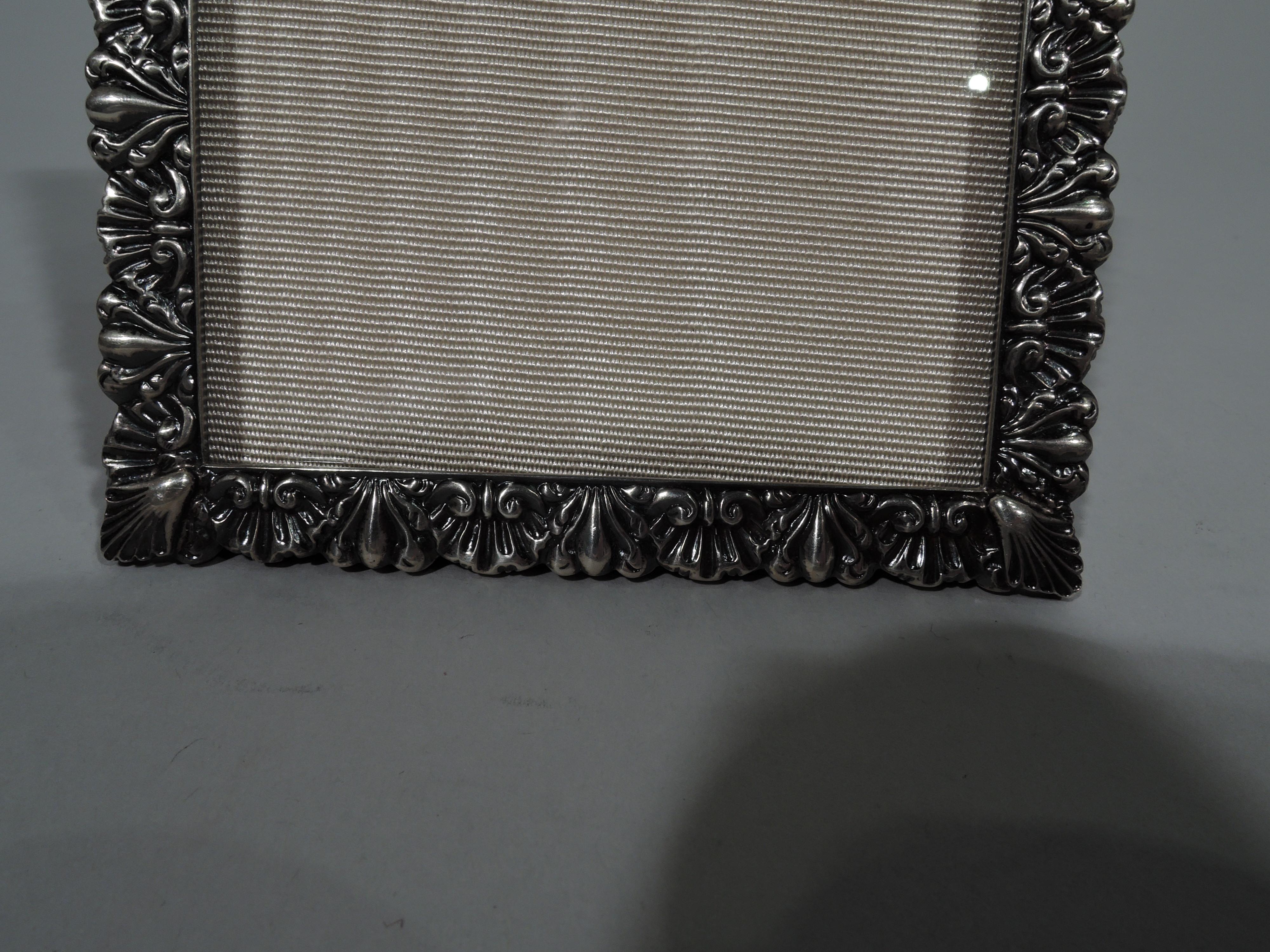 Pretty Antique American Sterling Silver Shell-and-Leaf Picture Frame (Edwardian)