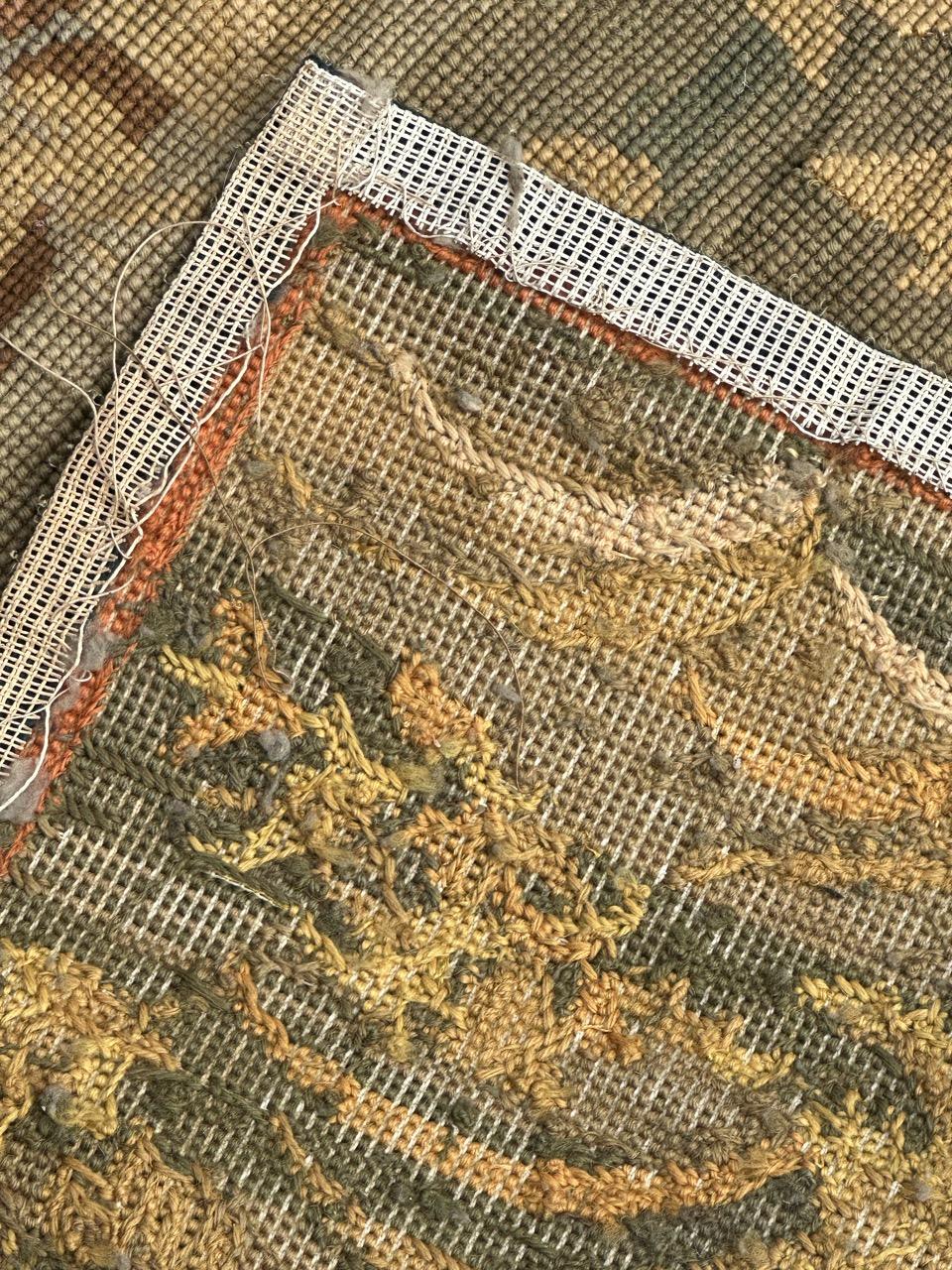 Bonito tapiz antiguo Antique French Needlepoint Panel Tapestry en venta 6