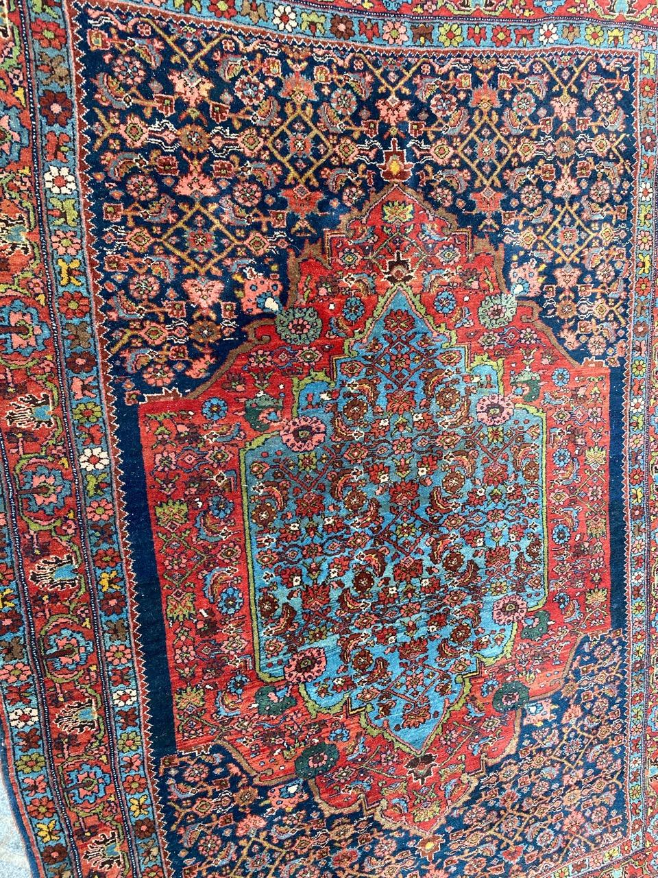 Bonita alfombra antigua Bijar en venta 4