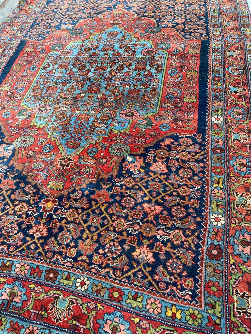 Bonita alfombra antigua Bijar en venta 6