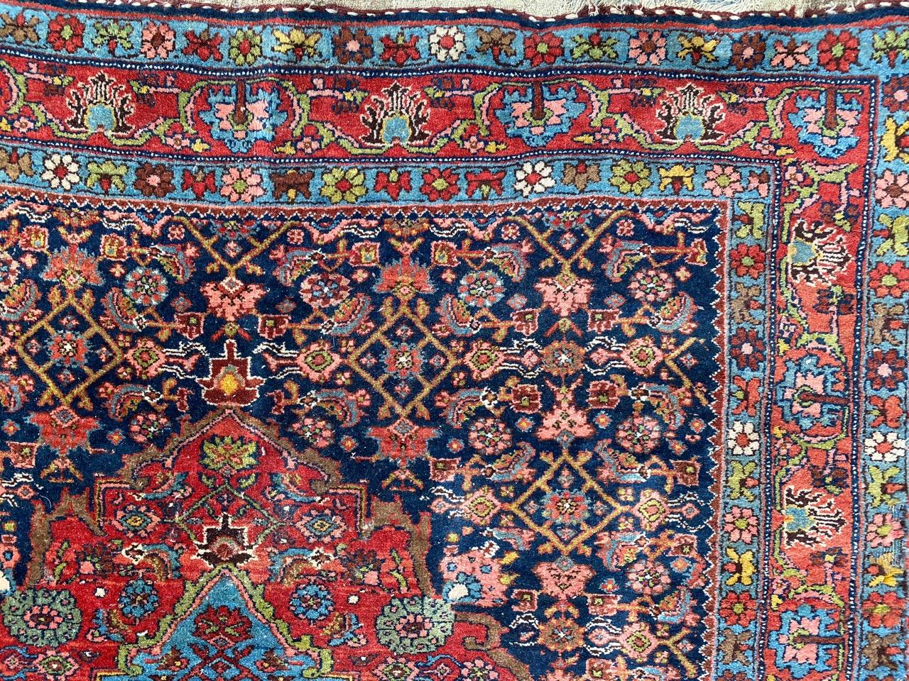 Bonita alfombra antigua Bijar Sarouk Farahan en venta