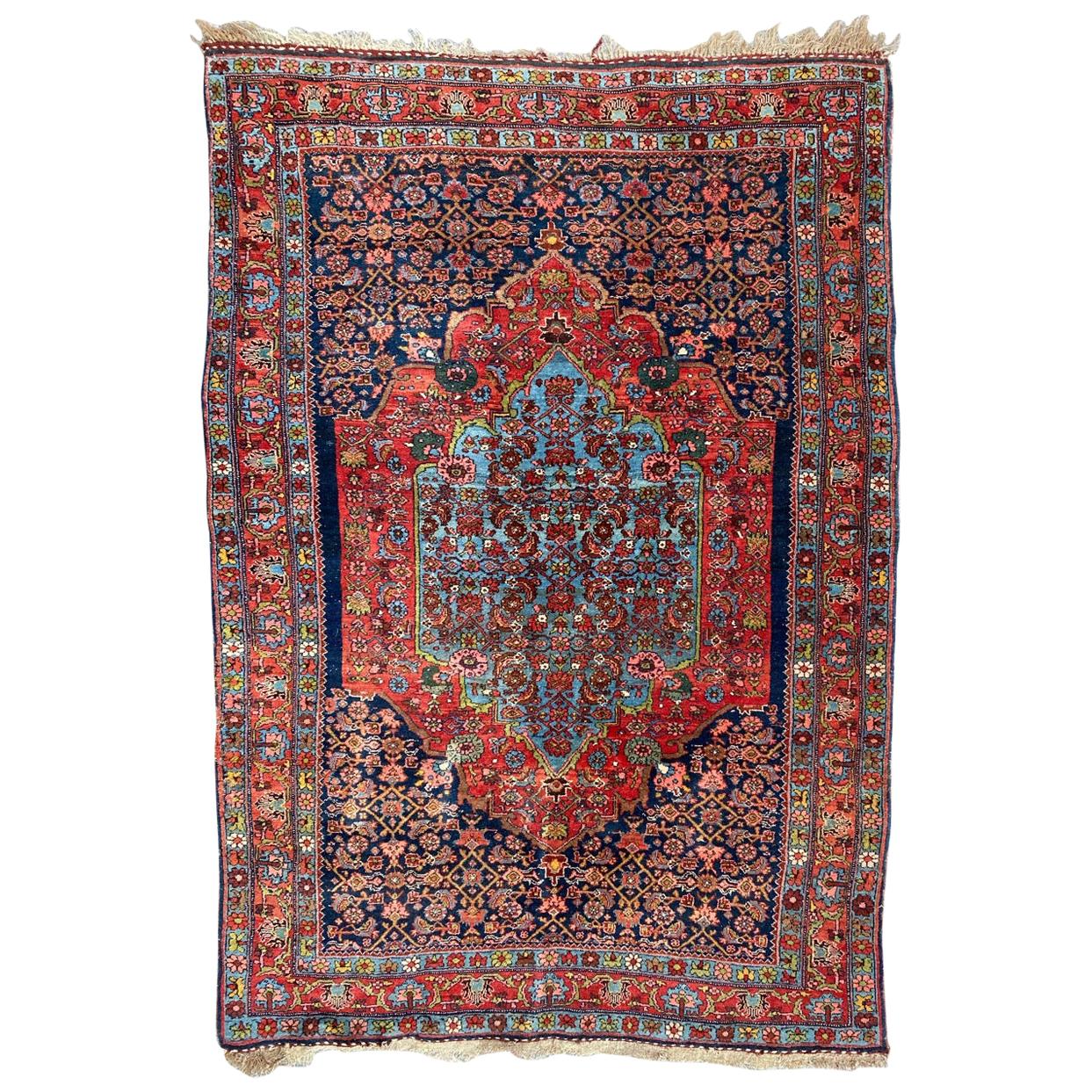 Bonita alfombra antigua Bijar en venta